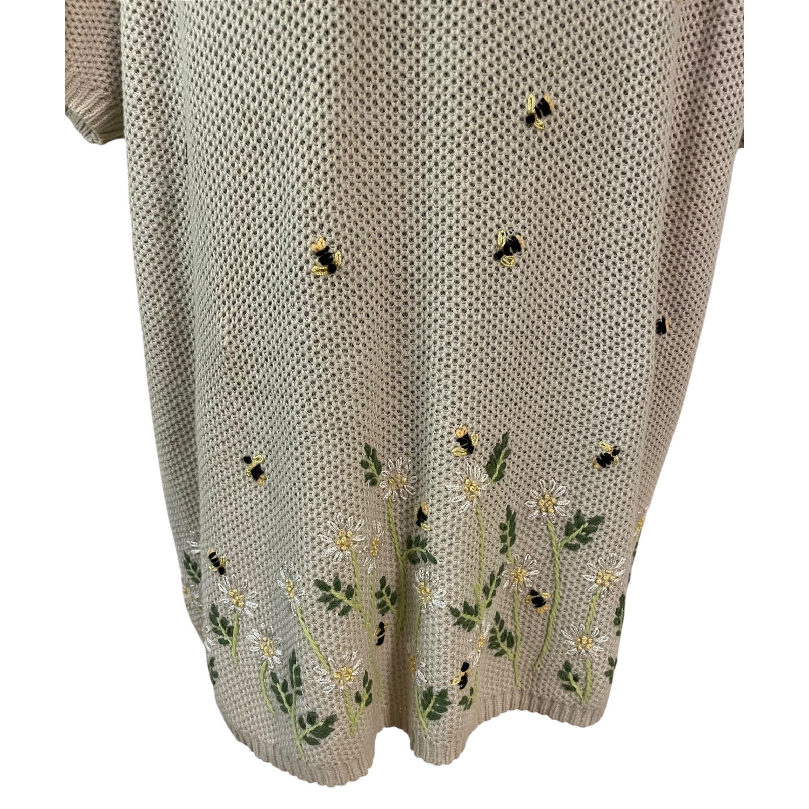 White Stag Plus 26W 28W Bee Floral Embroidered Knit Sweater Grandma Cottage NEW