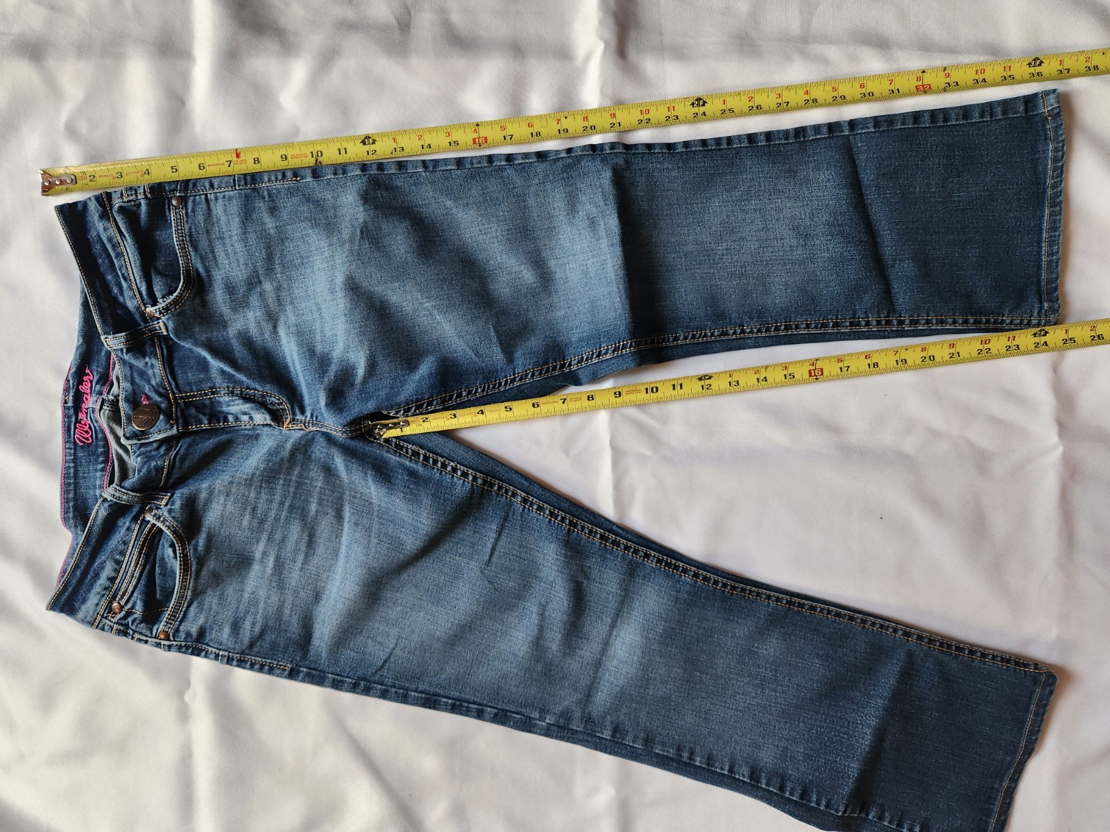 Wrangler Mae Low Rise Boot Cut Blue Jean 9/10