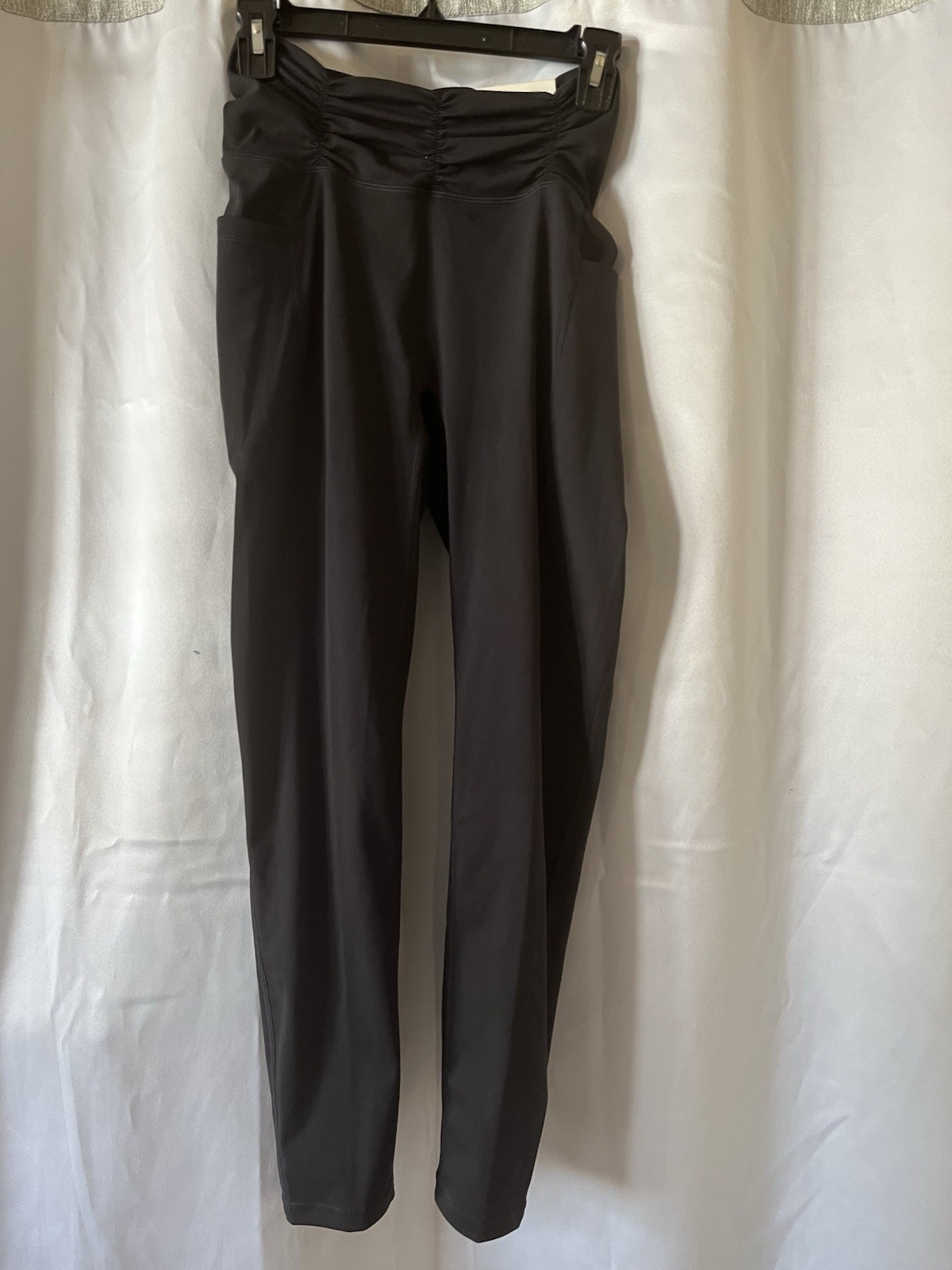 Blogilates Ruched Waist Legging NWT Medium Black