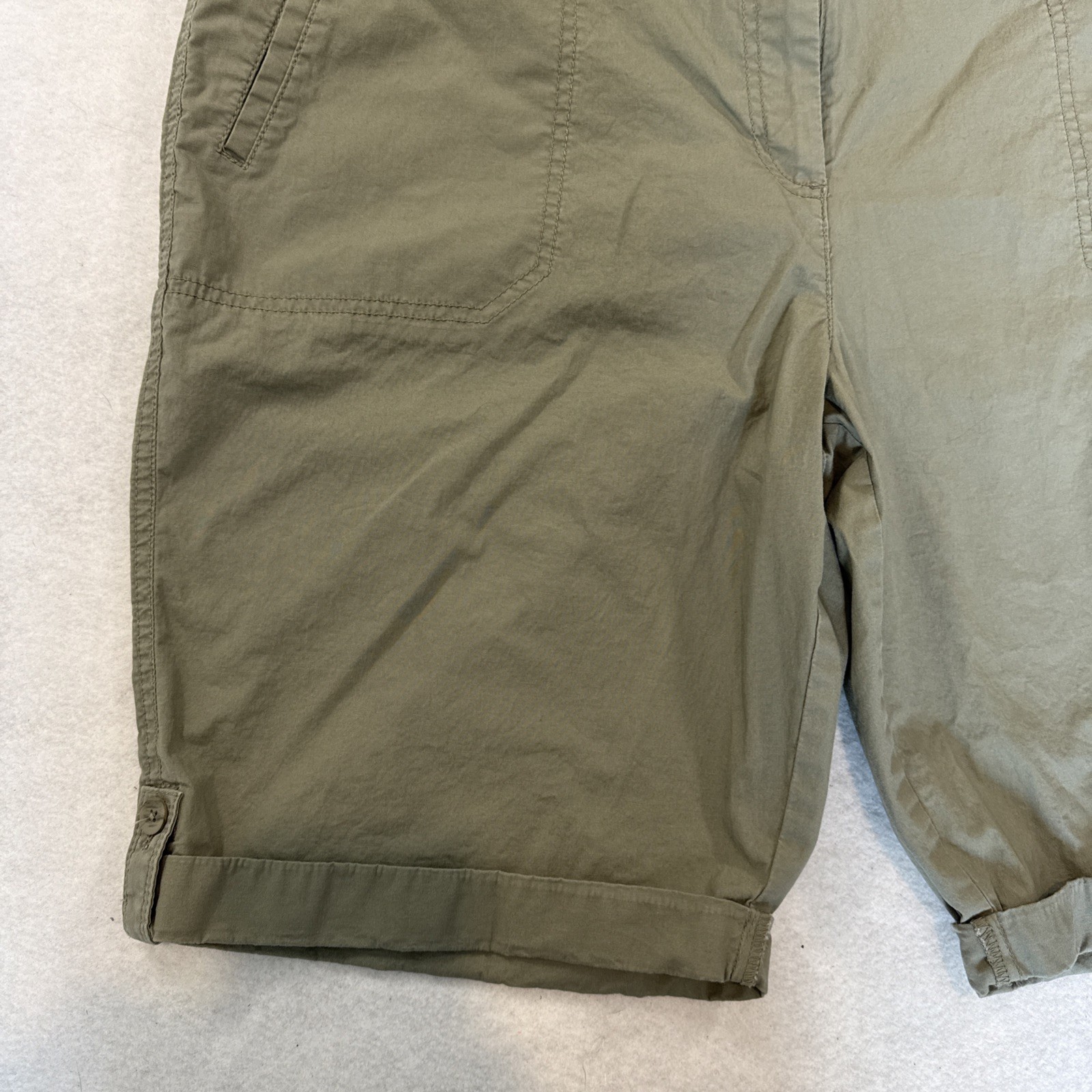 Chicos Womens Shorts 3.5 18 Olive Green Cargo Buttoned Hem Casual Utility