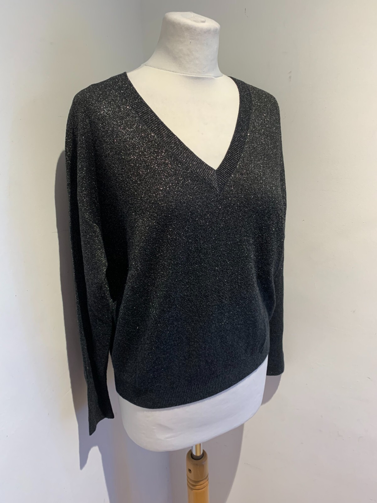 White Company glittery blouse Size XS VGC black silver jersey knit oversize