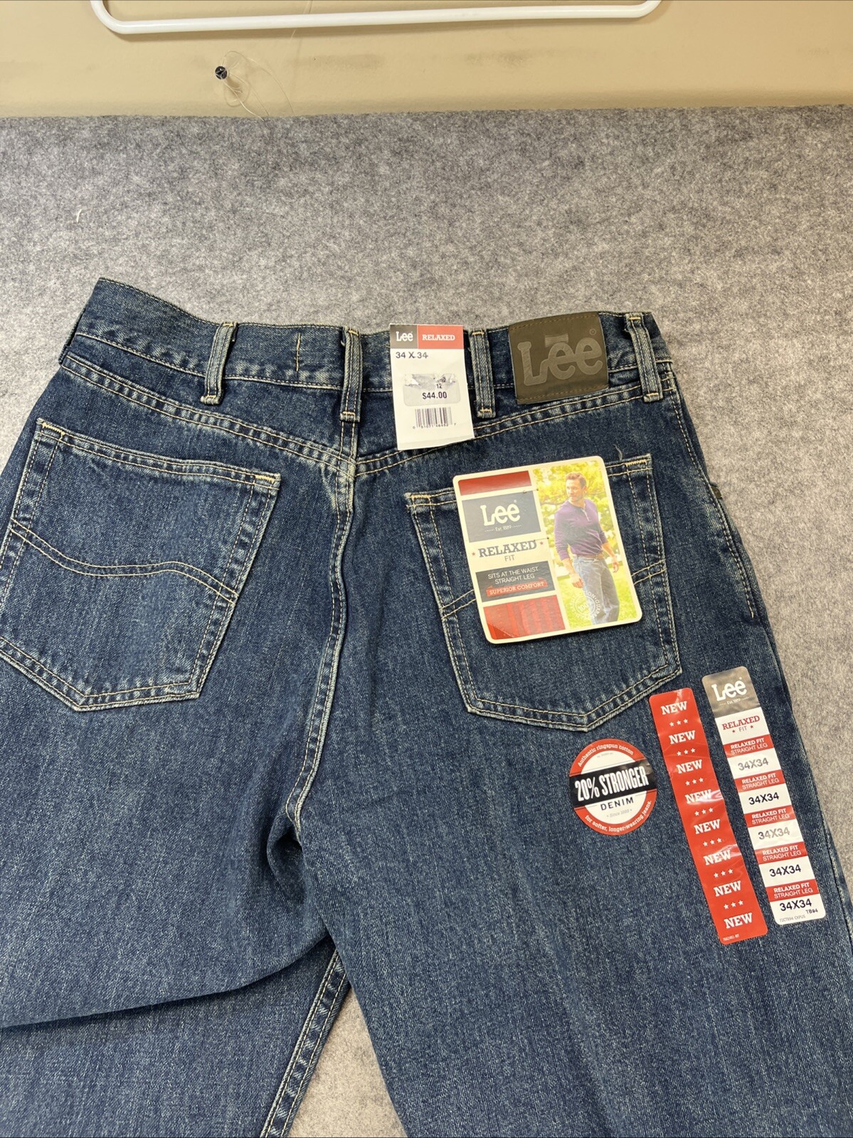 LEE Relaxed Fit Jeans Straight Leg Relaxed Seat & Thigh At Waist Dark Blue NWT
