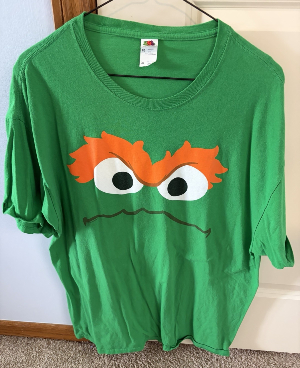 Fruit of the Loom HD 100% Cotton Oscar the Grouch Sesame Street Green T-shirt XL
