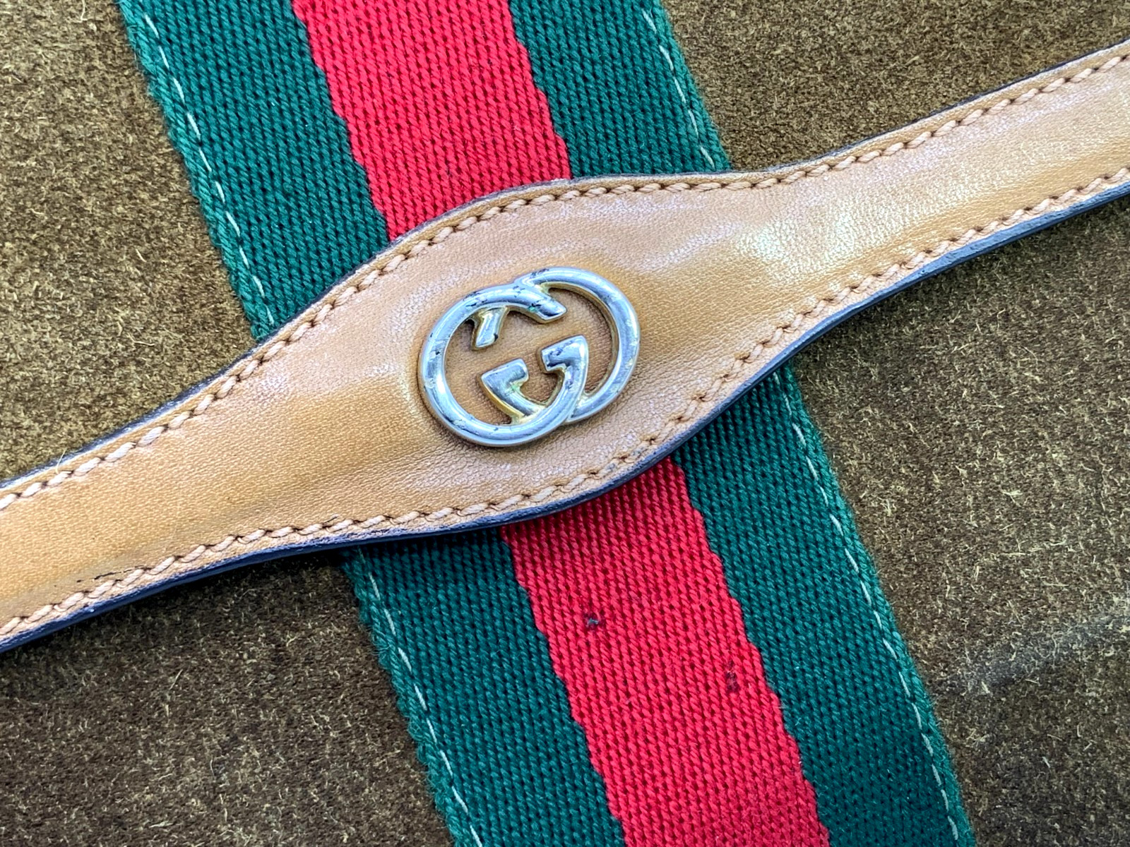 GUCCI VINTAGE Web Stripe Clutch Suede Leather Camel Large Rare Authentic