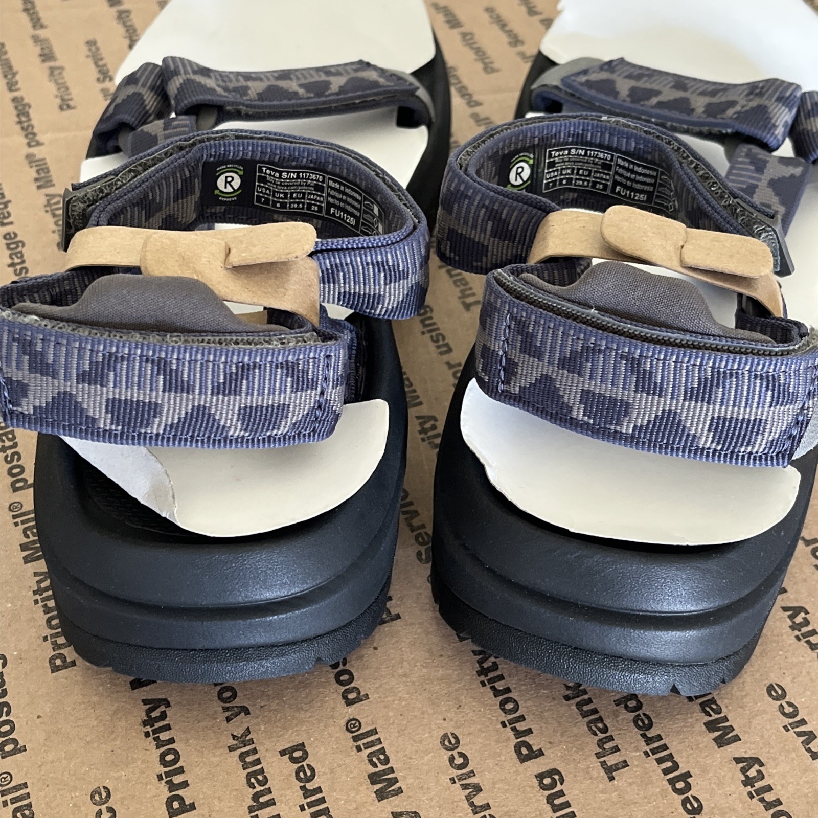 Teva Men’s Hurricane XLT3 Navy Grey Men Strap Outdoor Sandal 1173670 Size 7 NEW