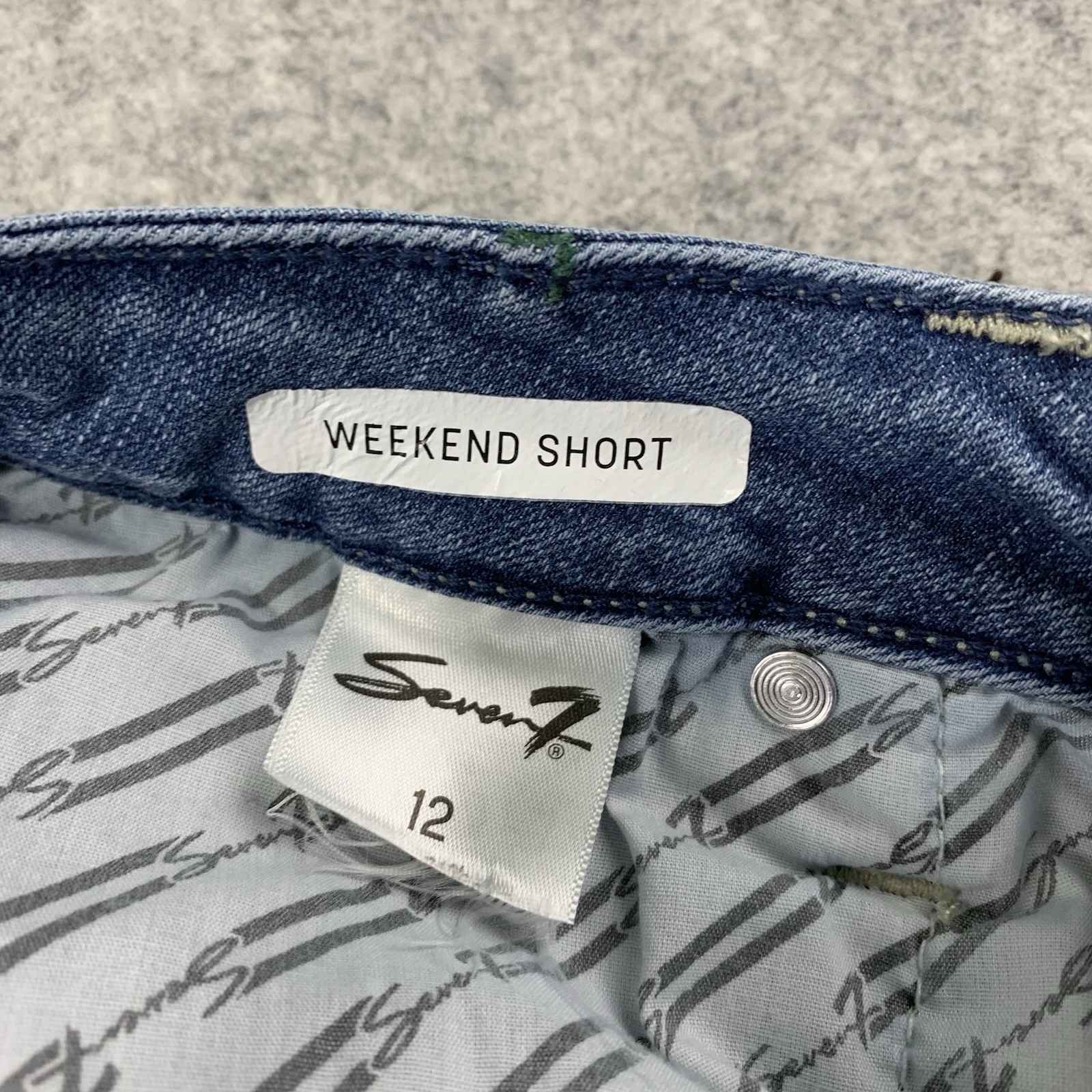 Seven7 Womens High-Rise Embroidered Floral Weekend Short Denim Size 12