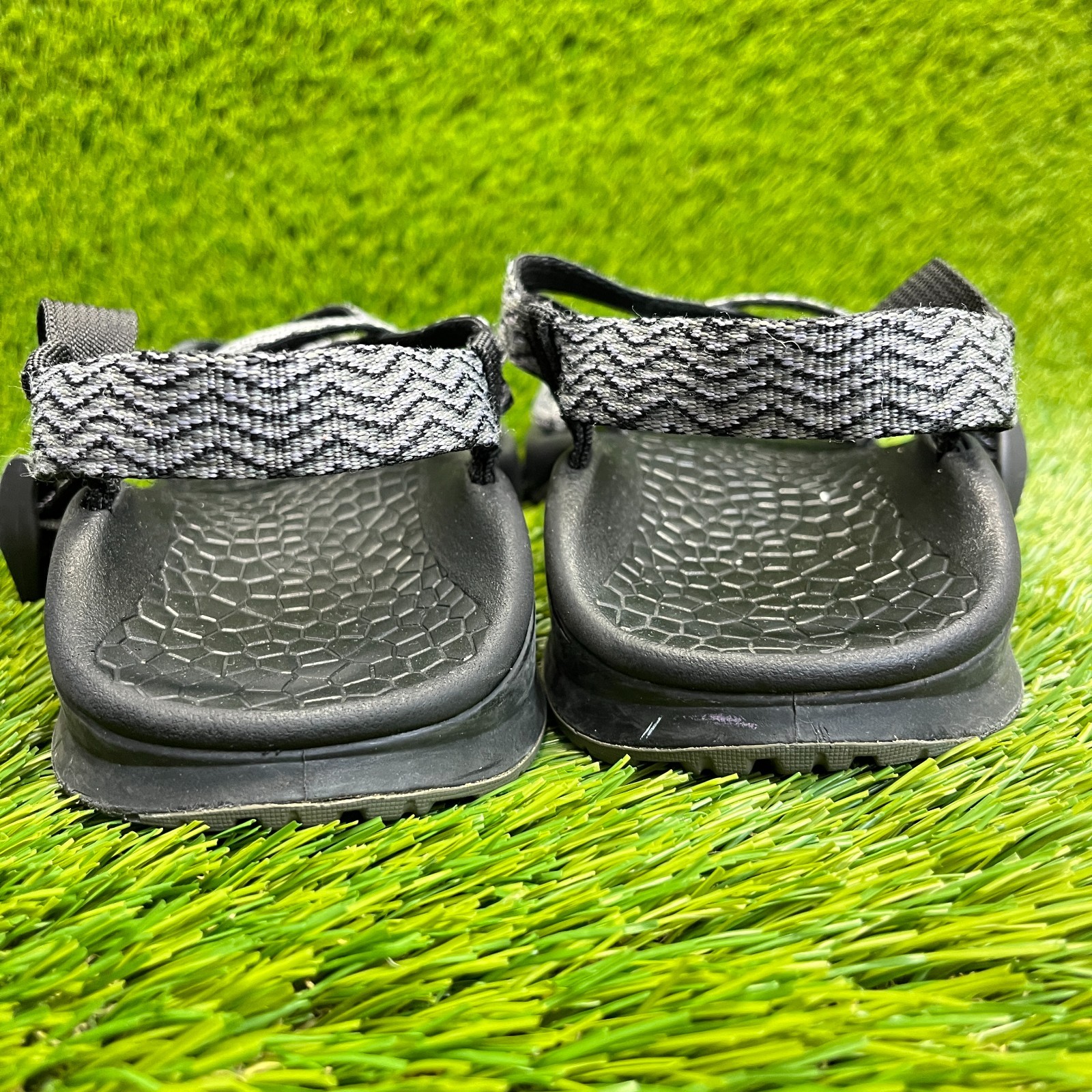 Chaco Updraft EcoTread X2 Womens Size 9 Gray Black Beach Walking Strappy Sandals