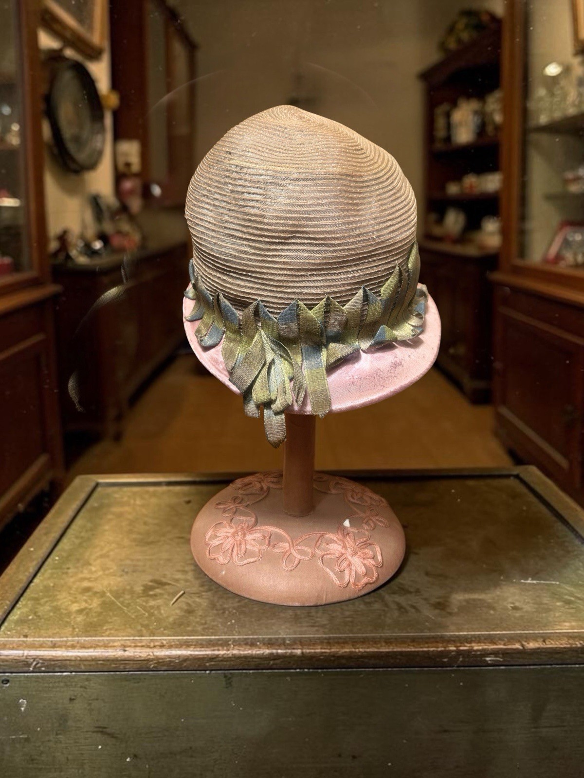 Antique Edwardian Early 1920s Cloche Slouch Hat Flapper Art Deco Betsy Weir
