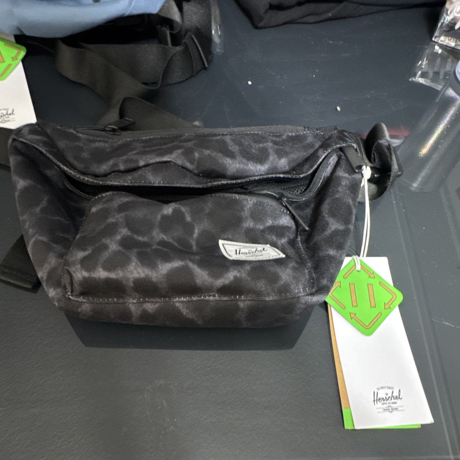 Herschel Pop Quiz Hip Pack Belt Bag Leopard Print Black Zip Adjustable Strap