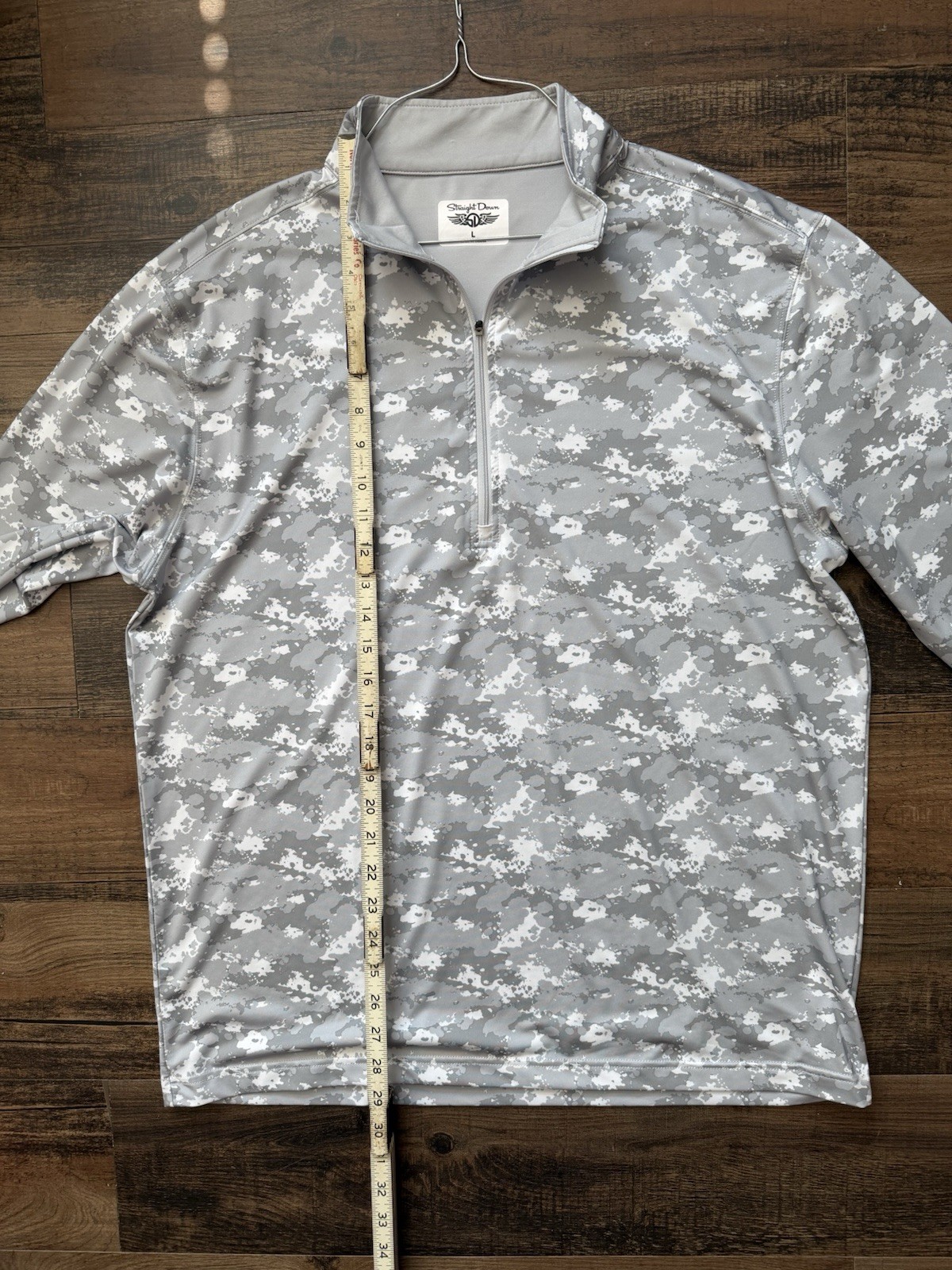 Straight Down 1/4 Zip grey camo LG