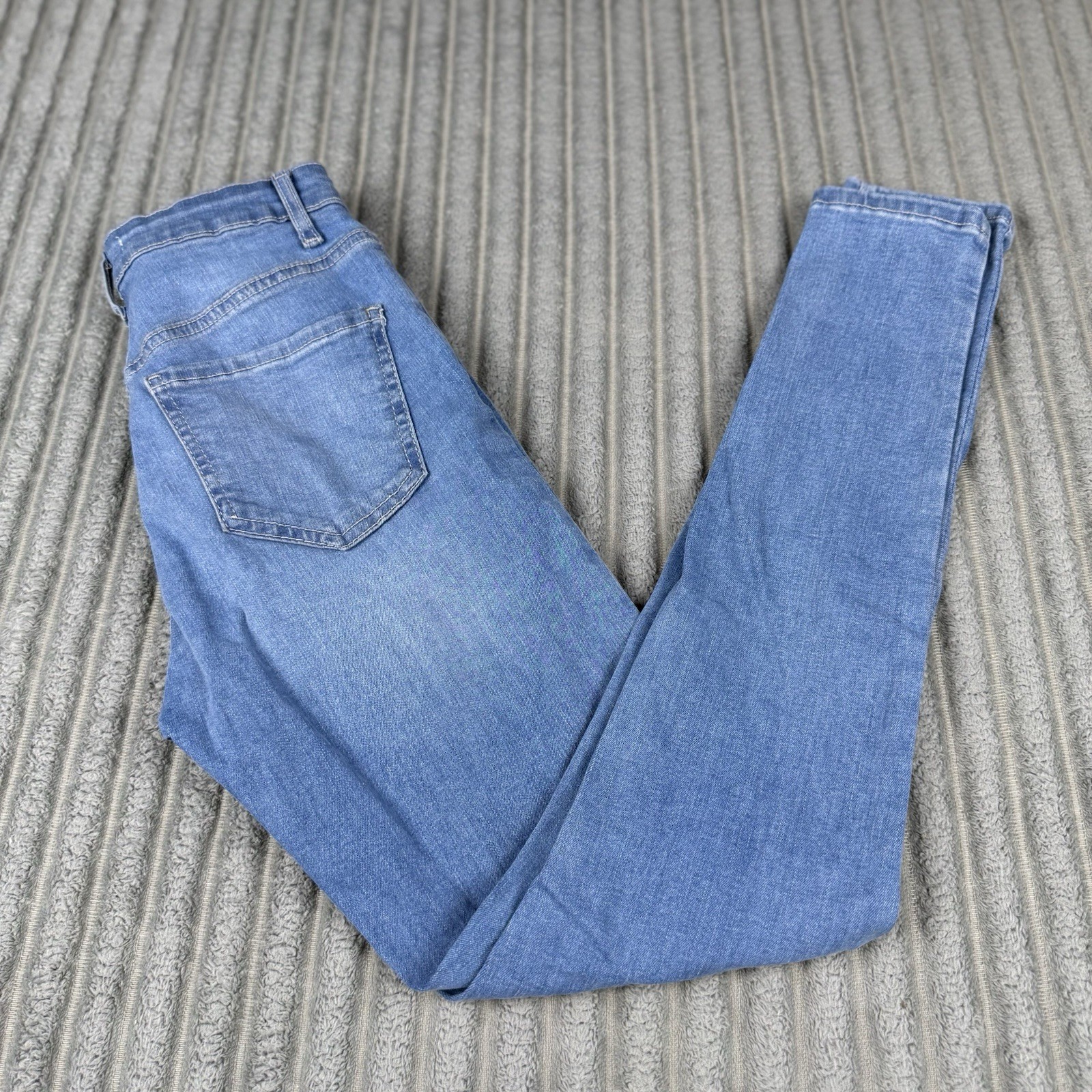 FOREVER 21 Women’s Jeans Size 25 Blue Stretch Skinny Medium Wash (22×29)