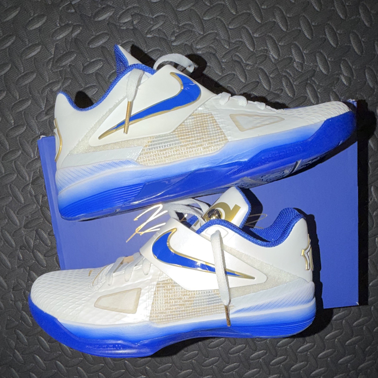 Nike Zoom KD 4 The Real MVP Low Top Basketball Lace/Strap IB3546-100