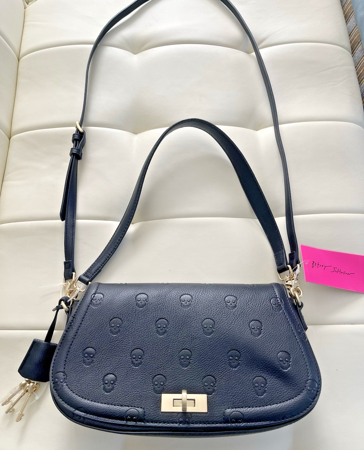 New Betsey Johnson Embossed Skull Shoulder Crossbody Bag Handbag XO Marci Black