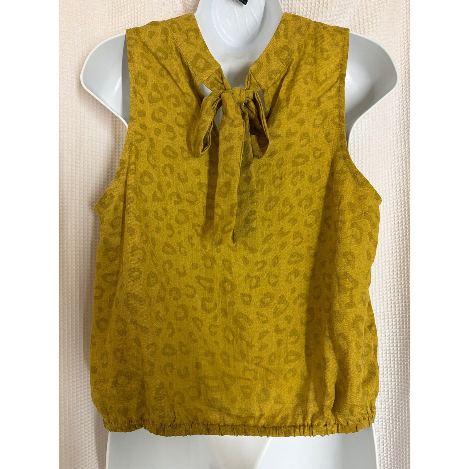 Sadie & Sage Chartreuse Leopard Mock Neck Tie Back Top AB313308 Large NWT