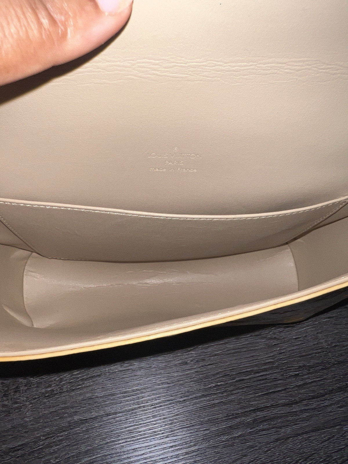LOUIS VUITTON Thompson Street Monogram Vernis Leather Yellow Shoulder Bag M91071