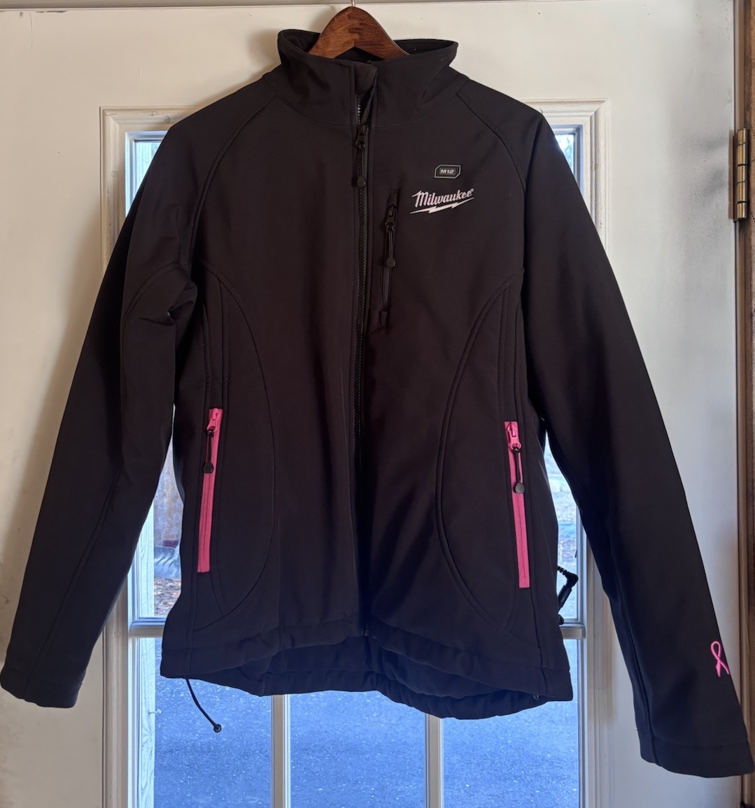 Milwaukee M12 Women’s Heated AXIS Size L Jacket Kit – Black Pink Ribbon Edition