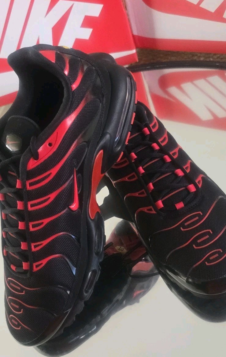 Nike Air Max Plus TN Black University Red CU4864-001 Men’s US 15 DS New OG Box