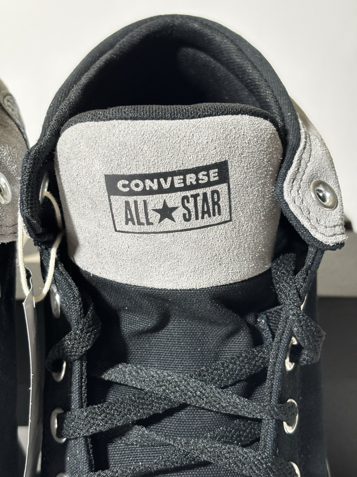 CONVERSE Chuck Taylor All Star High Street Mid A16470C Sz: Men’s 11.5 WMs 13.5
