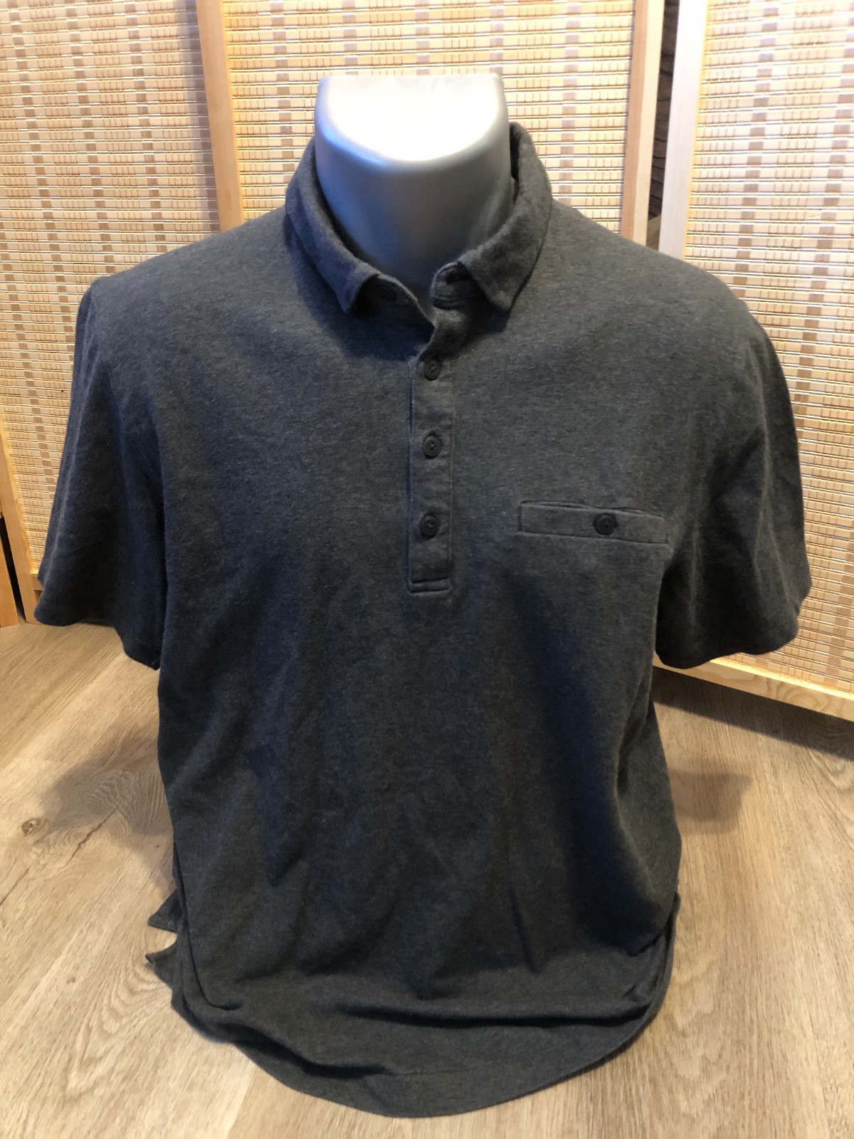Under Armour Short Sleeve Polo Shirt Gray Cotton Polyester Blend Medium M (H93)
