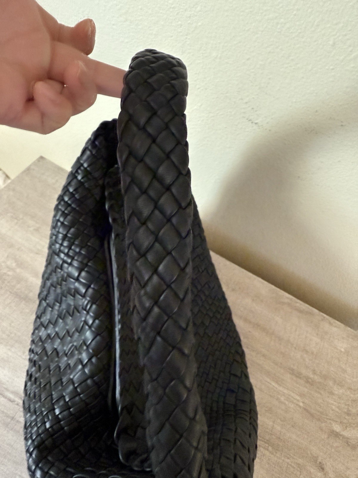 Falor Italy Black Woven Leather Shoulder Bag Hobo RARE Magnetic Closure NWT