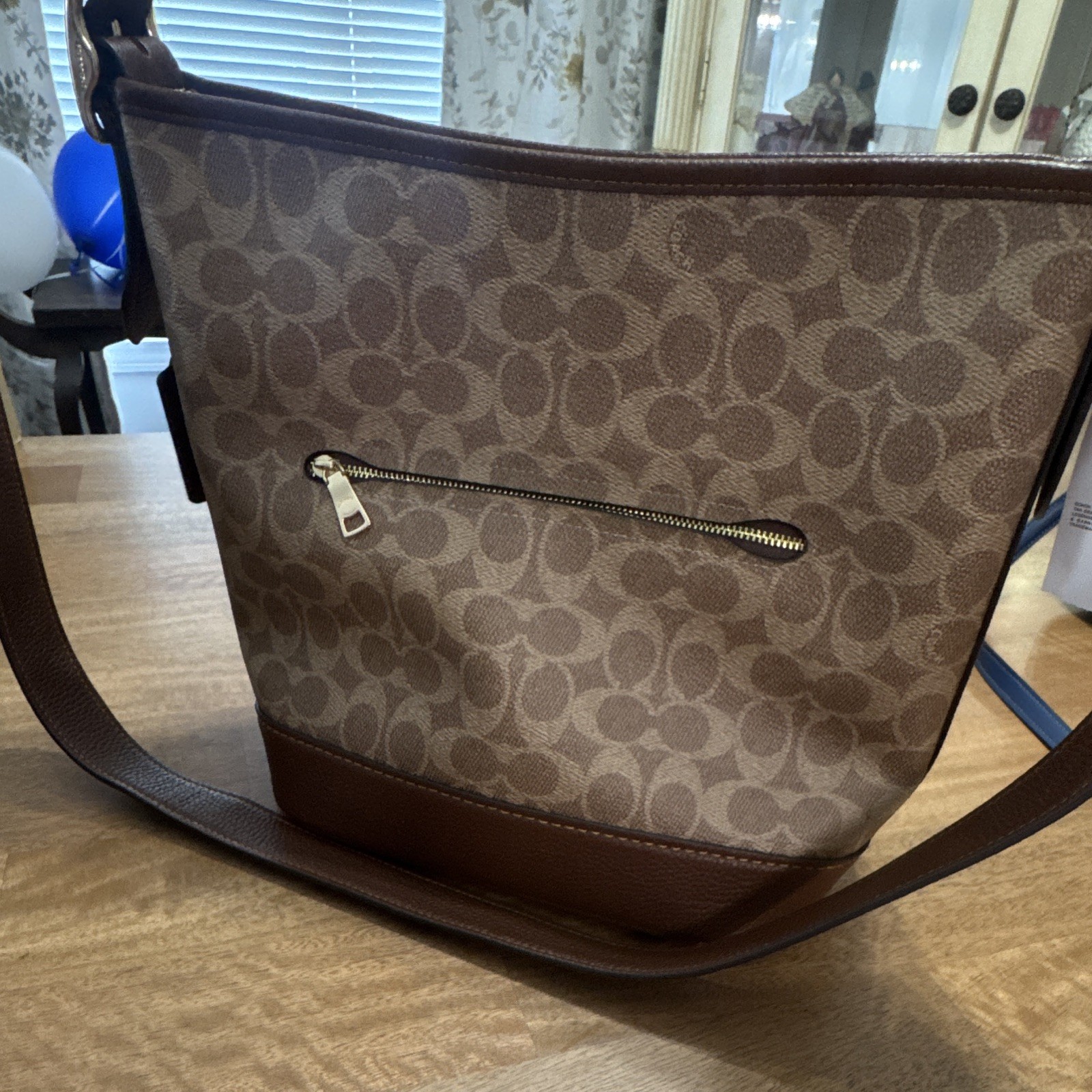 Coach Signature Brown/Tan Medium Crossbody Bag, Detachable Strap, Gold, Pockets