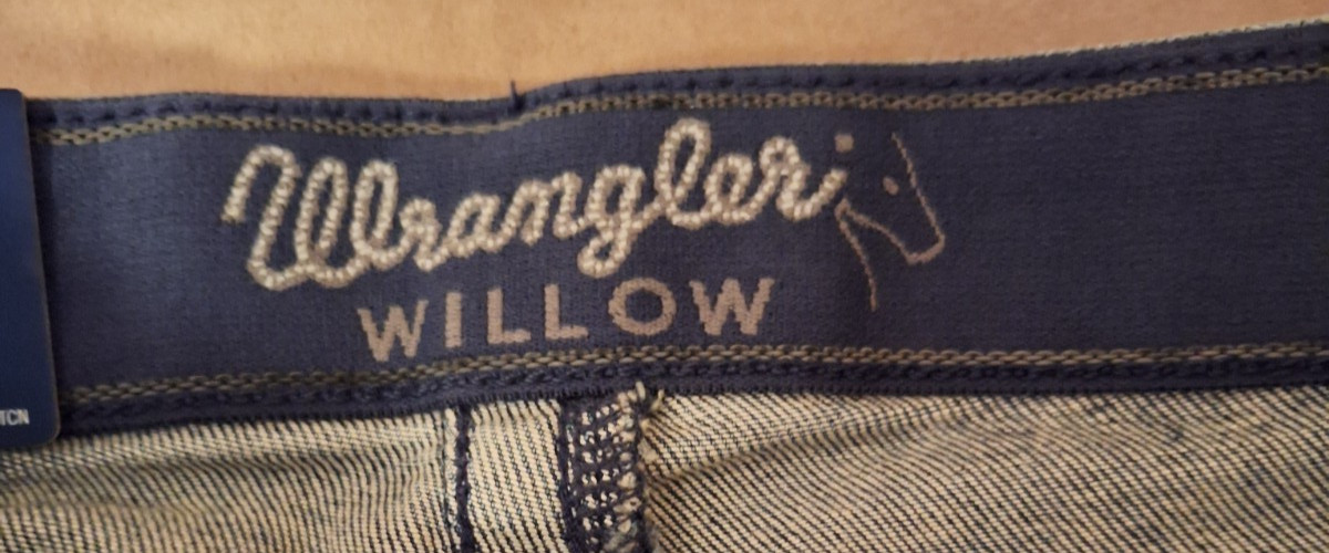 Wrangler Jeans Womens 3×38 Blue Willow Ultimate Riding Jean Stretch Denim NEW