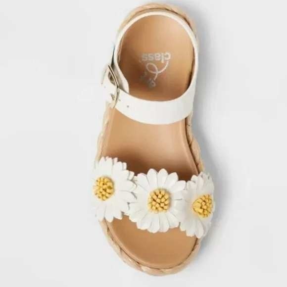 Girls Makayla Daisy Platform Sandals byt Art Class White Size 3 NWT