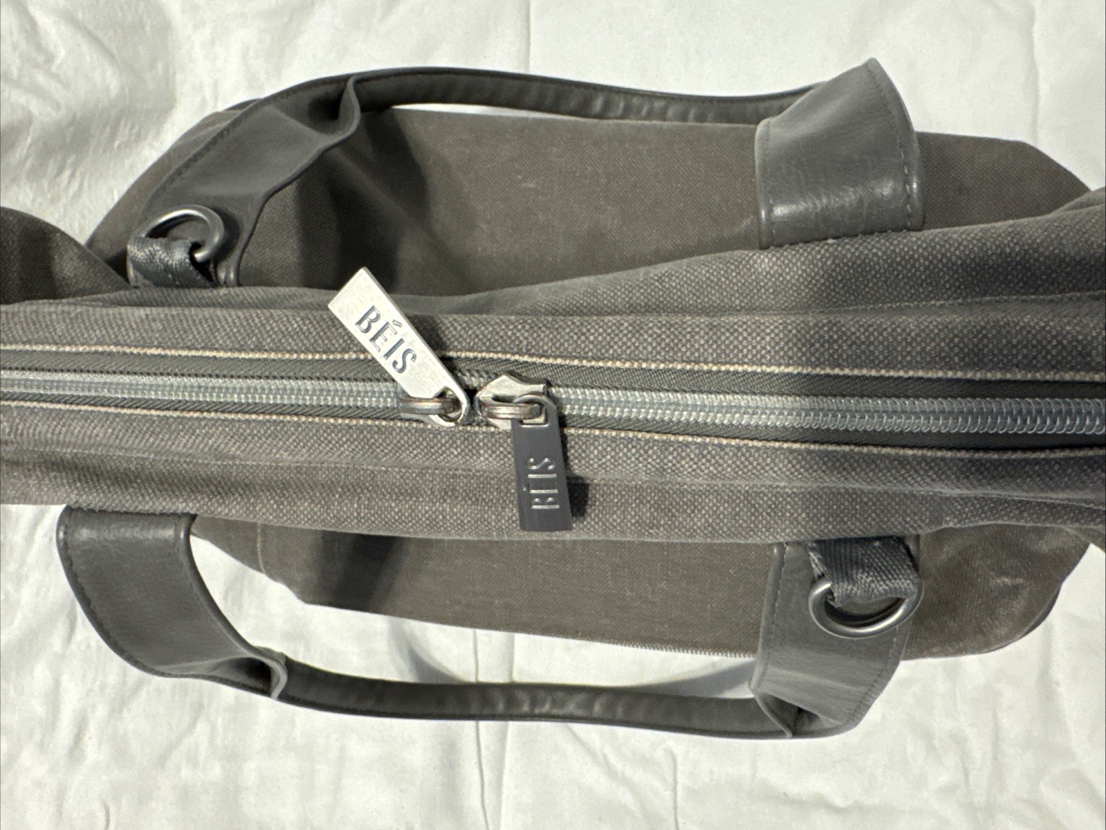 BEIS Gray Weekender Convertible Bag w/Strap 16.5″L x 8.5″W x 13.5″H Clean Unisex