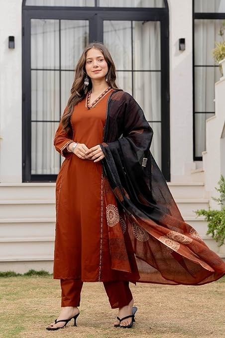 Pakistani Women Floral Printed Pure Cotton Straight Kurta with Palazzos Dupatta
