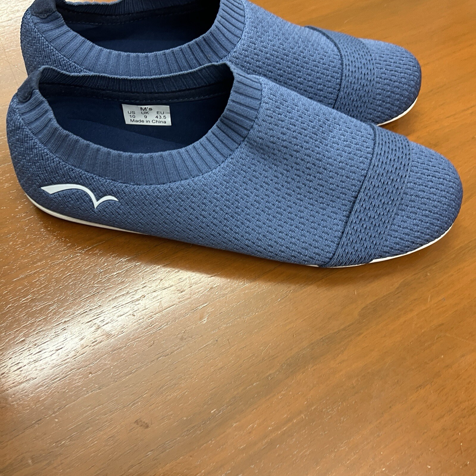 Men’s Clever Soles Blue Form Fitting Comfort Shoes Size 10 NWOT