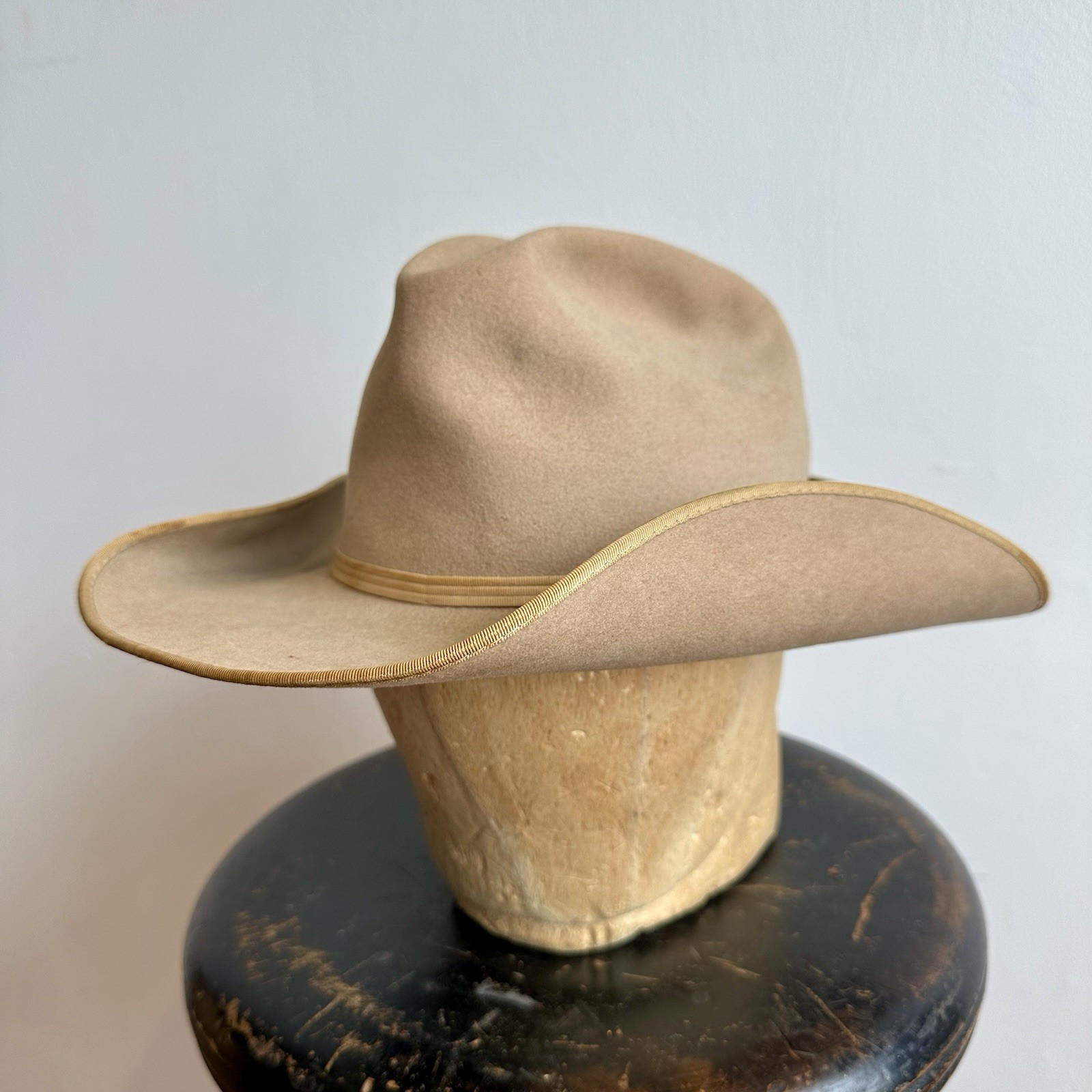 Vintage Plainsman Cowboy Hat Raw Hide Felt Fresno Western Hat