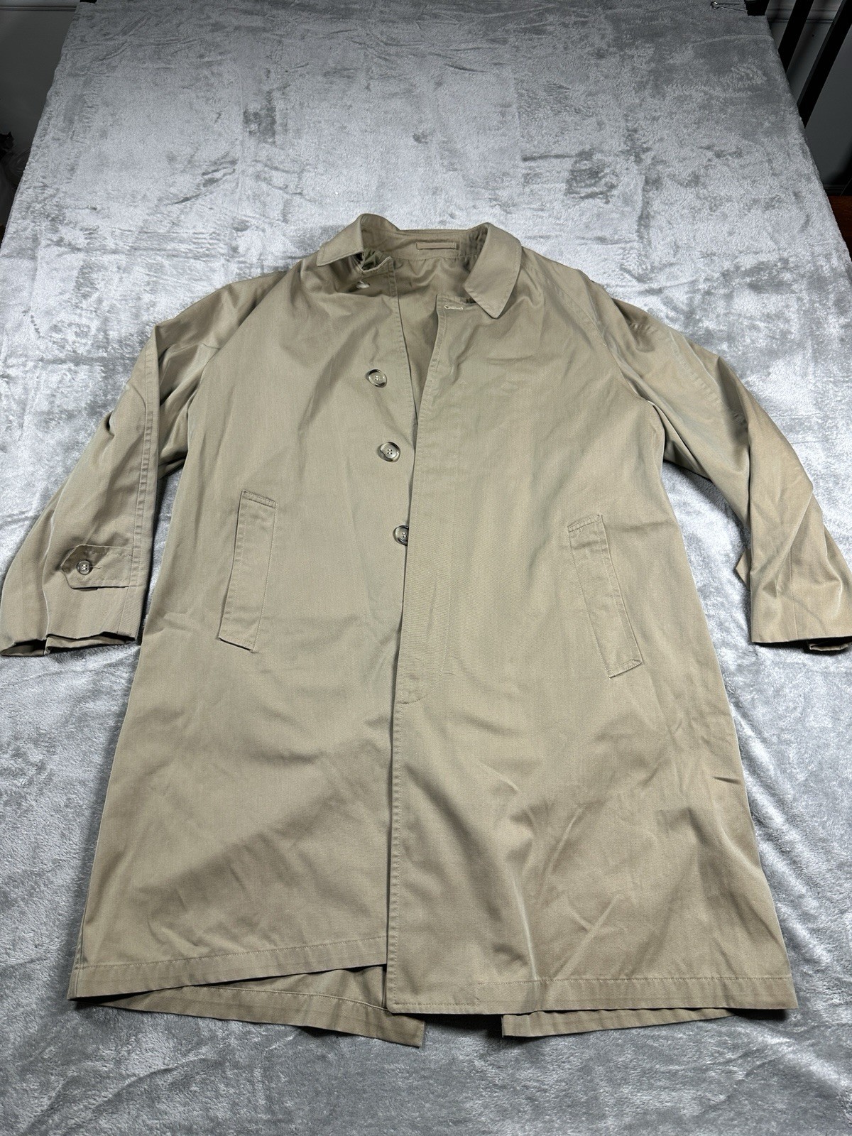 Vintage Jack Henry Men’s Size 40 Tan Trench Over Coat Polyester/Cotton