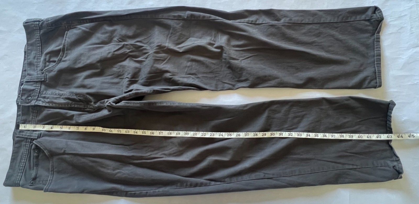 Men’s KIRKLAND SIGNATURE Gray Size 40×32 Zipper & Button Closure 5 Pockets Pants