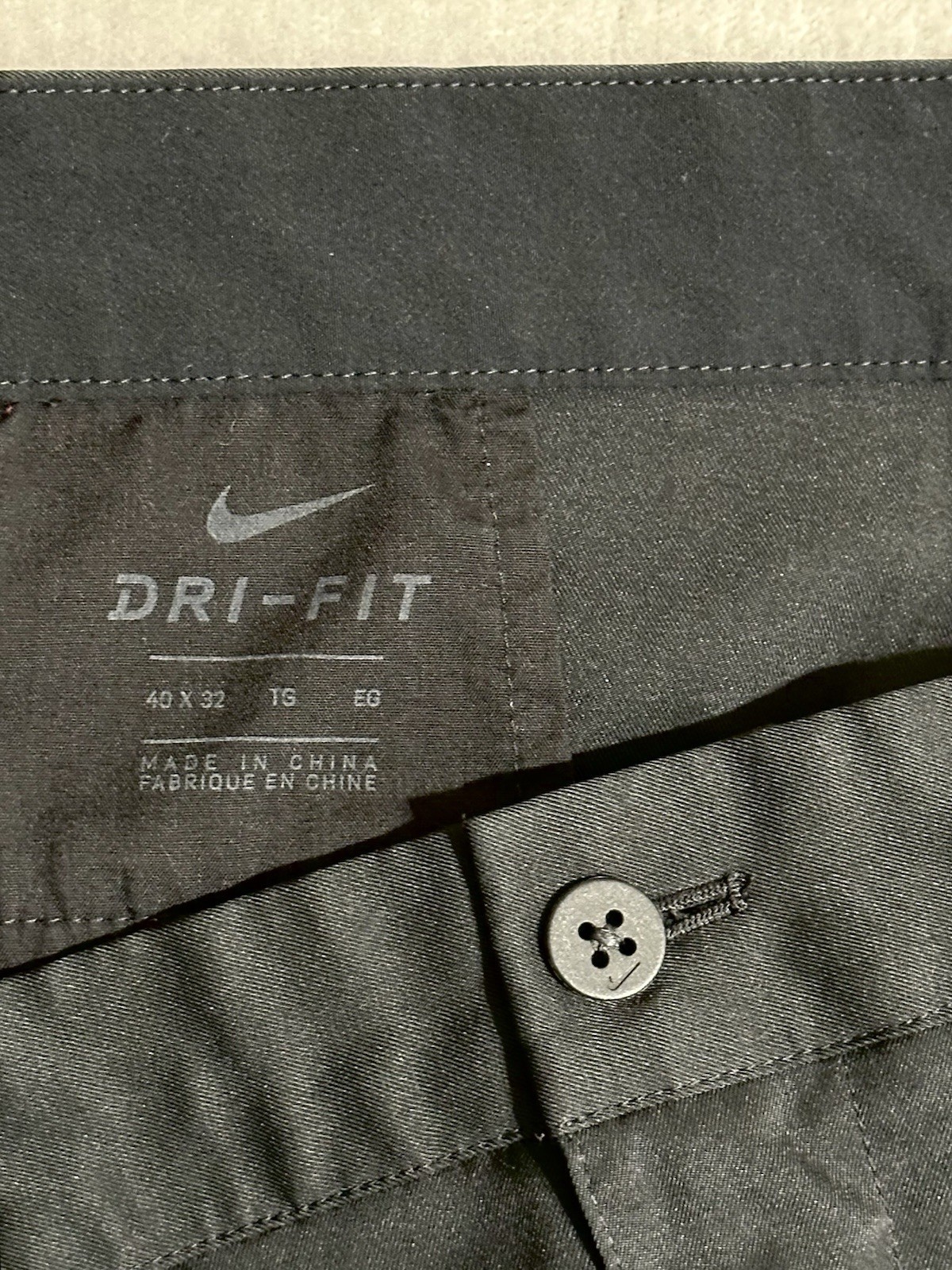 Nike Dri-Fit Tech Performance Hybrid Mens 40×32 Black Stretch Chino Golf Pants
