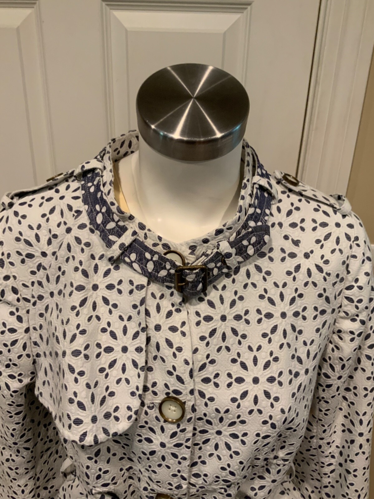 Elevenses White & Chambray Floral Eyelet Patterned Peplum Trench Jacket, Size 12