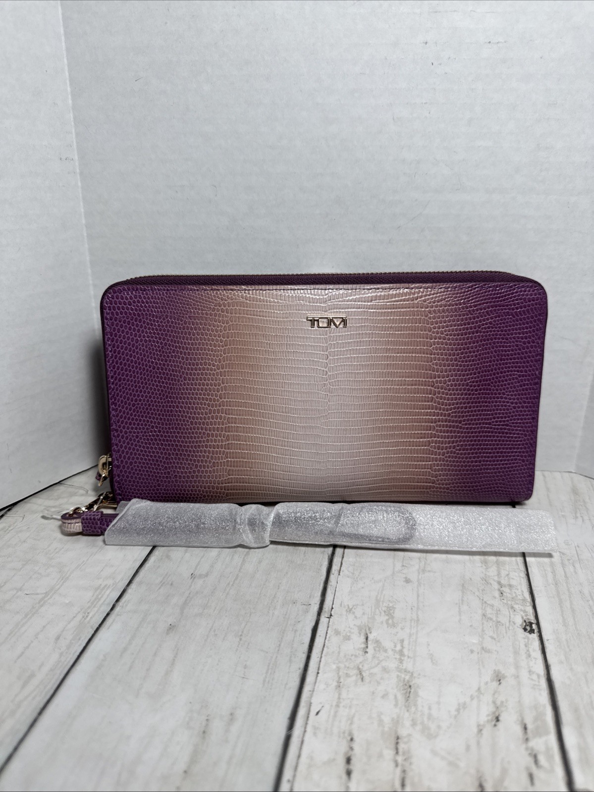 Tumi Belden SLG Travel Wallet Moonlight/Purple/Ombre 4.5×8.75”. New Without Tags