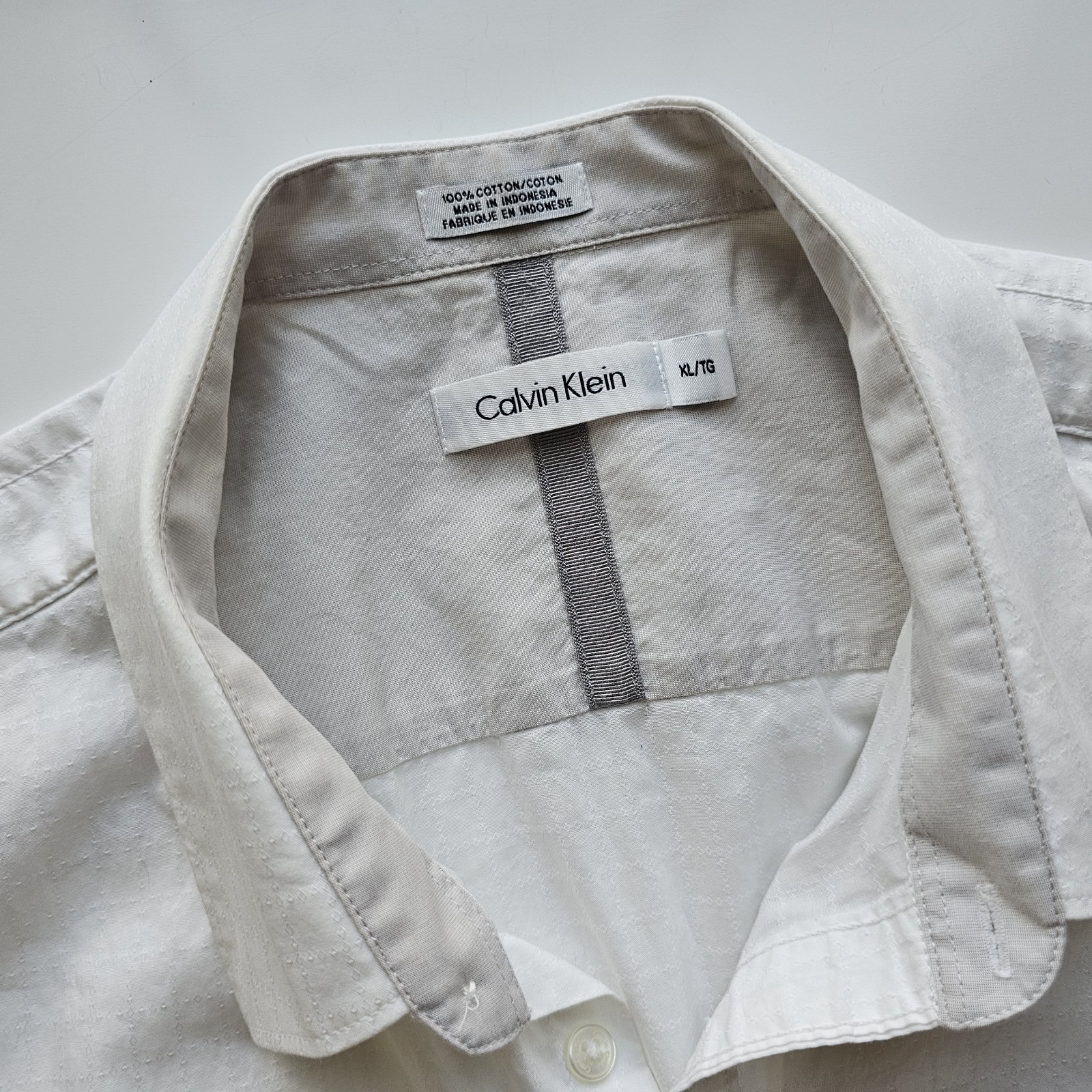 Calvin Klein Short Sleeve White Cotton Shirt Men’s XL may fit Slim