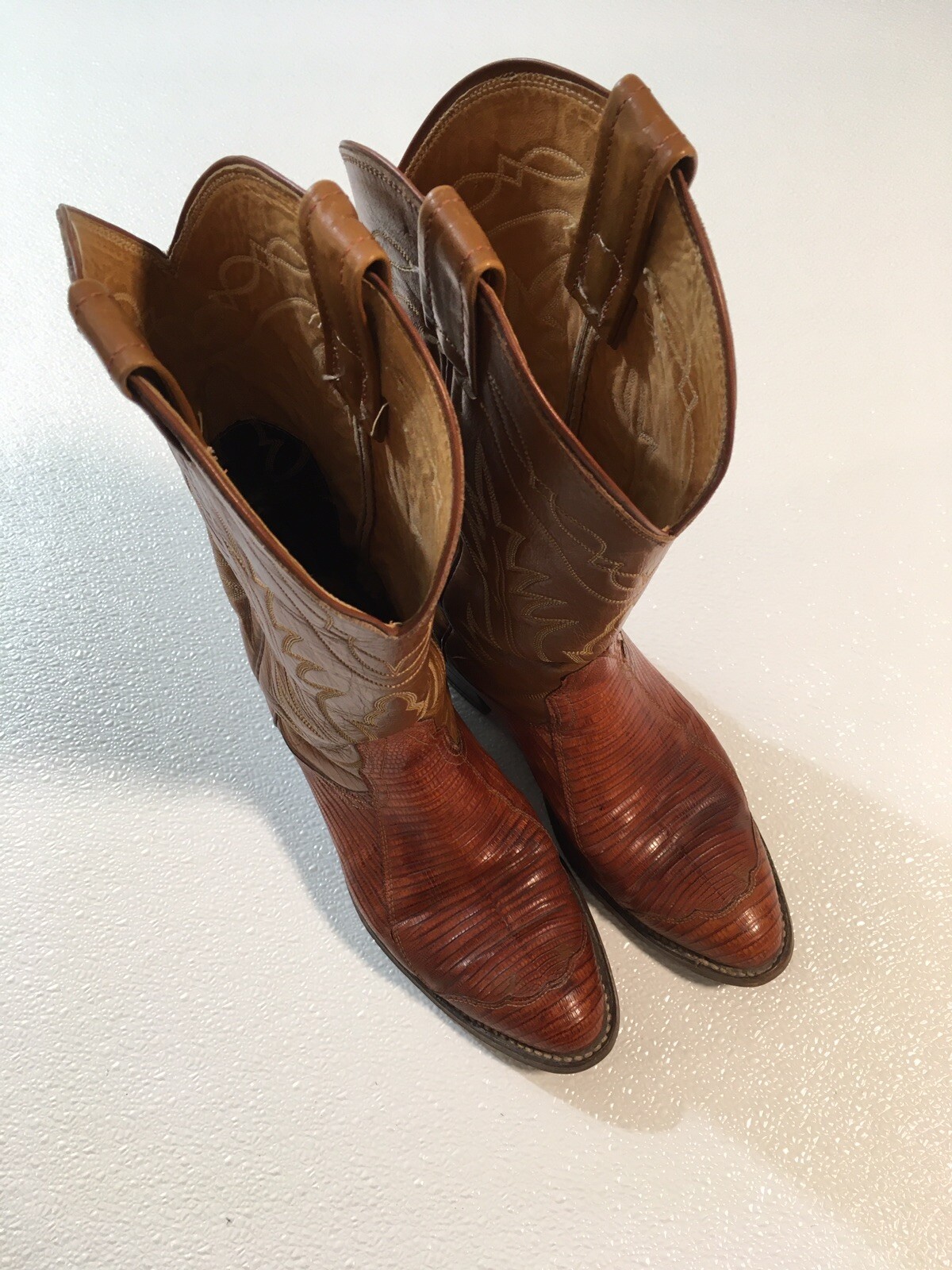 Size 7D / 7 D Men’s Exotic Nocona Boots ~ Style 9077￼ ~ Bright Brown