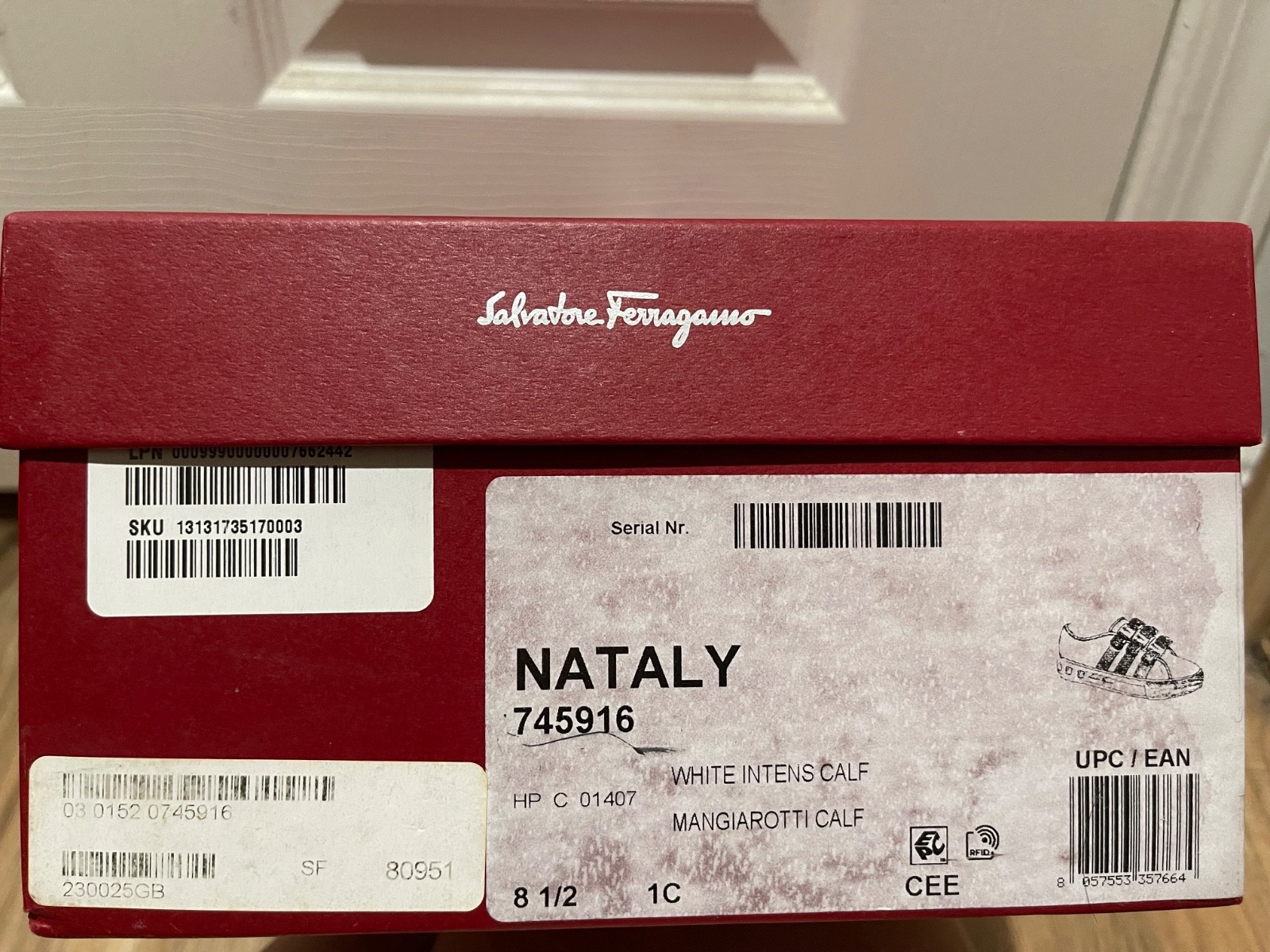 NIB Salvatore Ferragamo Nataly White Sneakers with Pink and White Bows Size 8.5