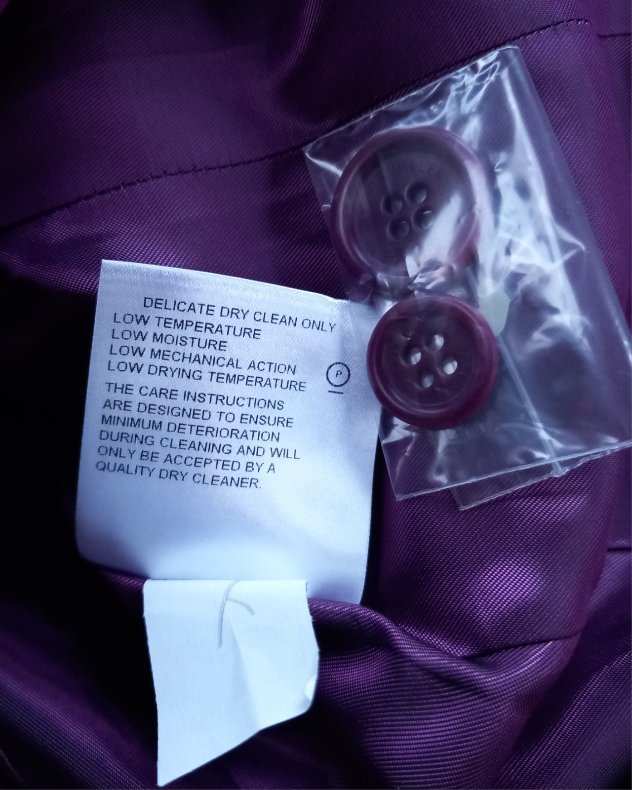 Karen Millen Velvet Jacket Size UK 14 Magenta Dark Pink