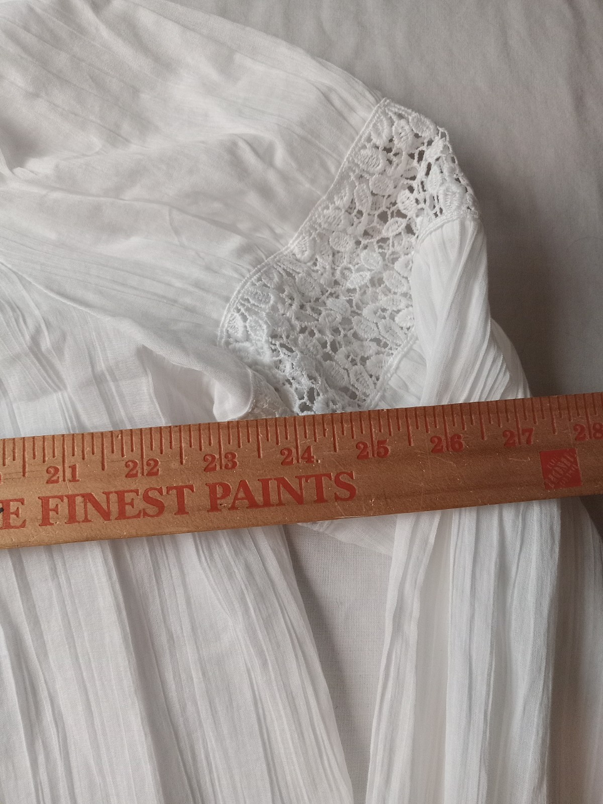 ‘A loves a’ White Lace Blouse, lace , ruffled collar, like Victorian Doen Medium