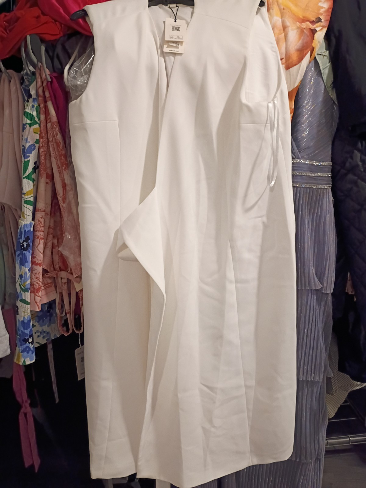NWT Ted Baker London White Sleeveless Wrap Midi Dress V-Neck Buckle Size 6