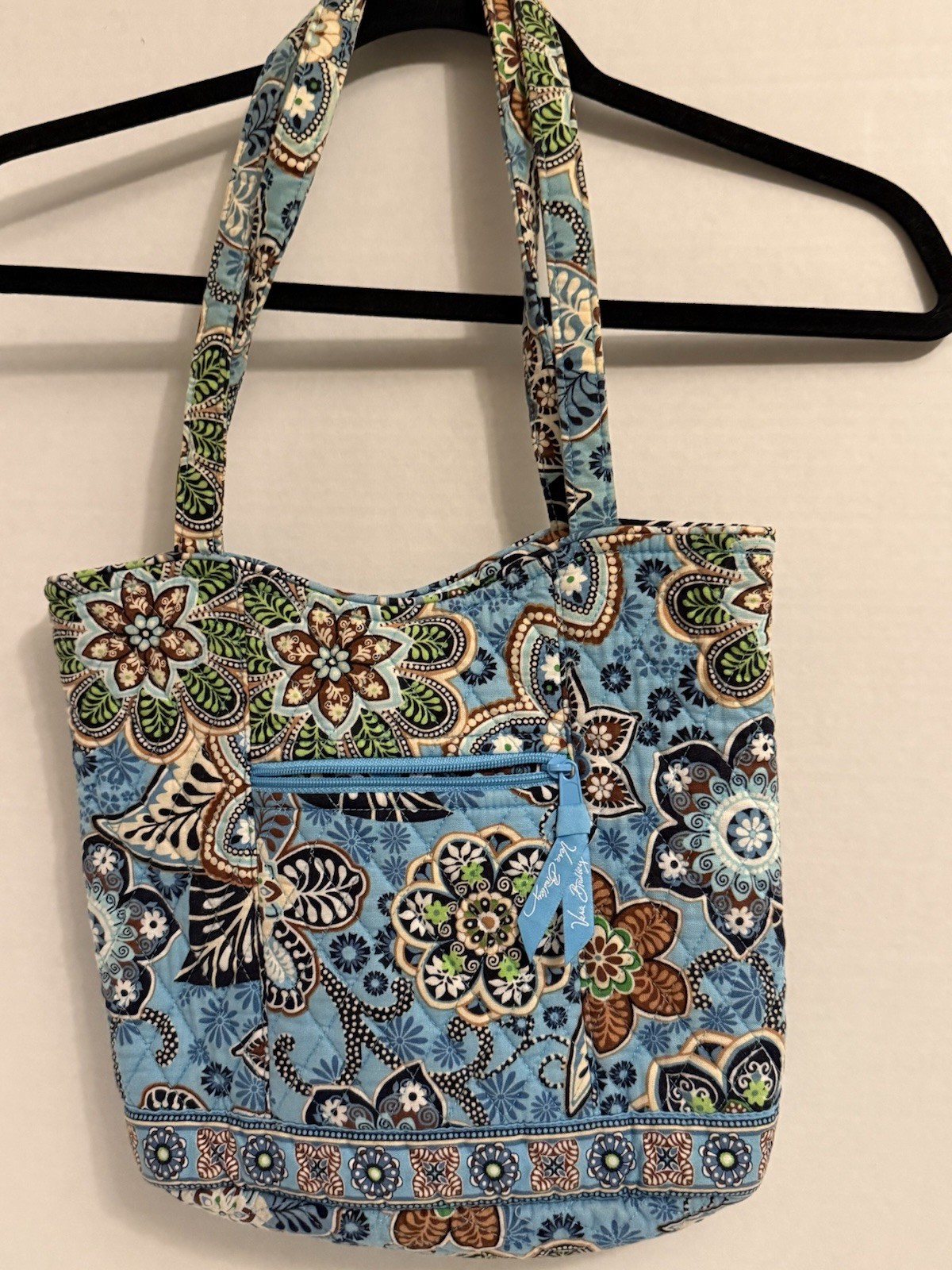 Vera Bradley Quilted Shoulder Bag In A Blue Floral Paisley Retired Pattern EUC M
