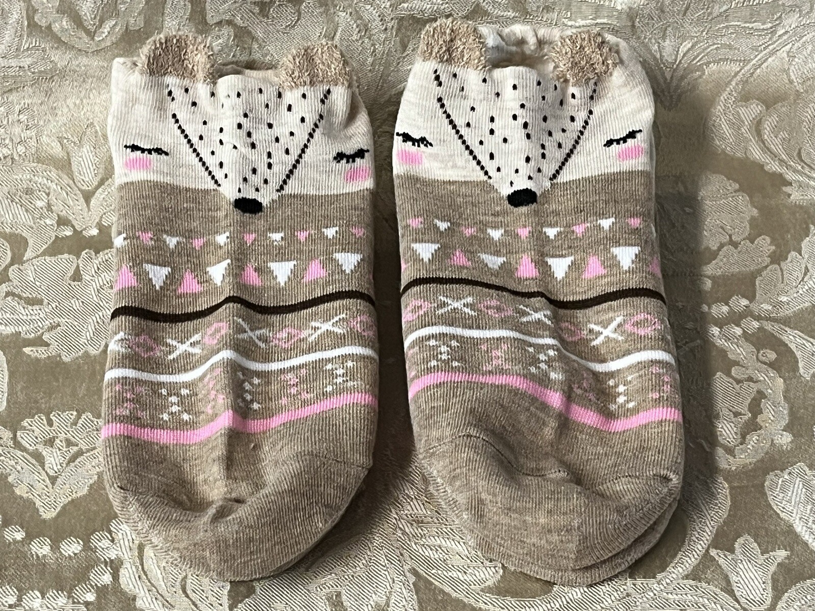 Women’s Cute Cartoon Brown Fox FUZZY EARS Pattern Ankle Socks Fashion Set Of 2
