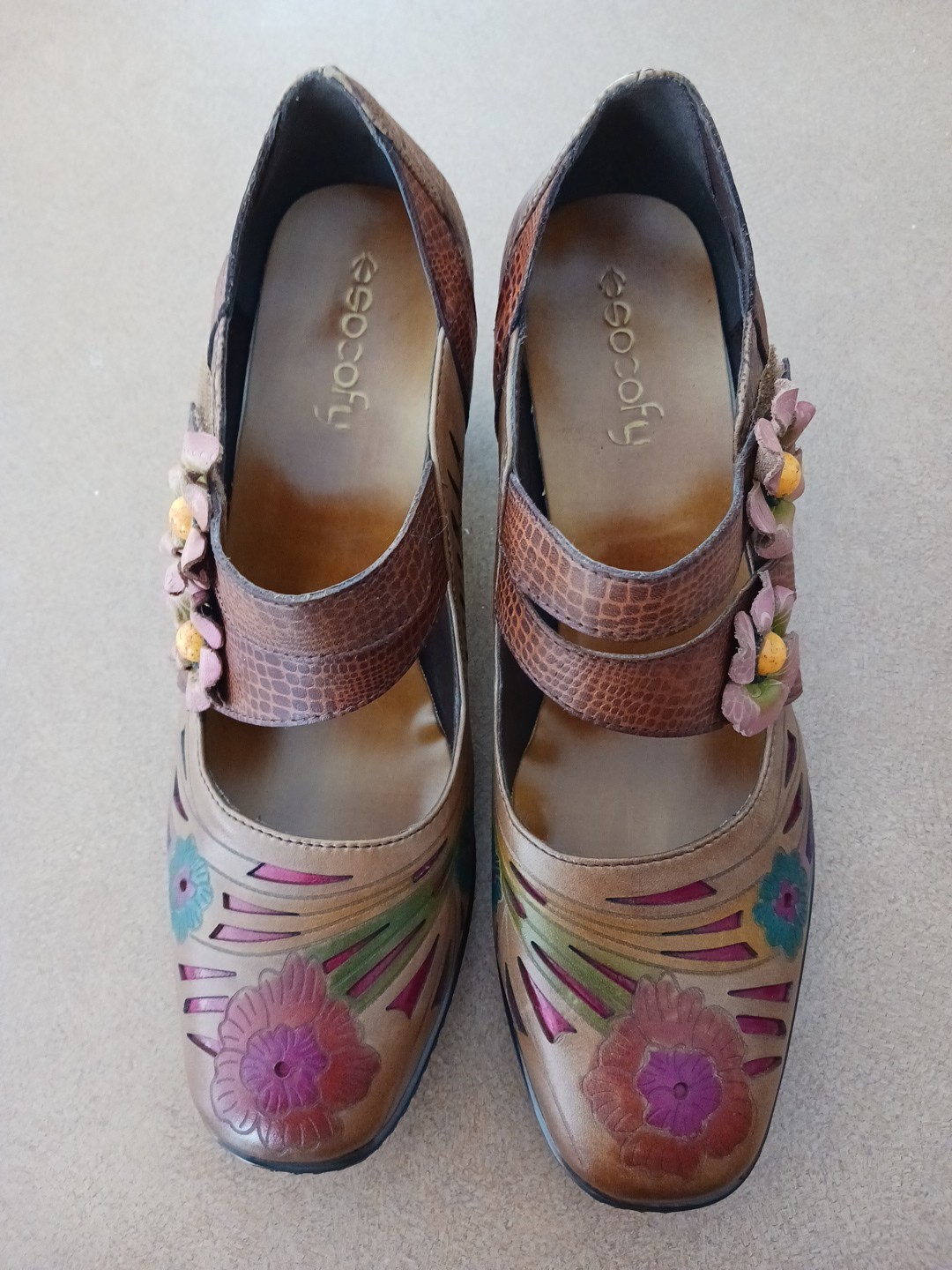 Socofy Leather Size 11 heels approx. 2.5″