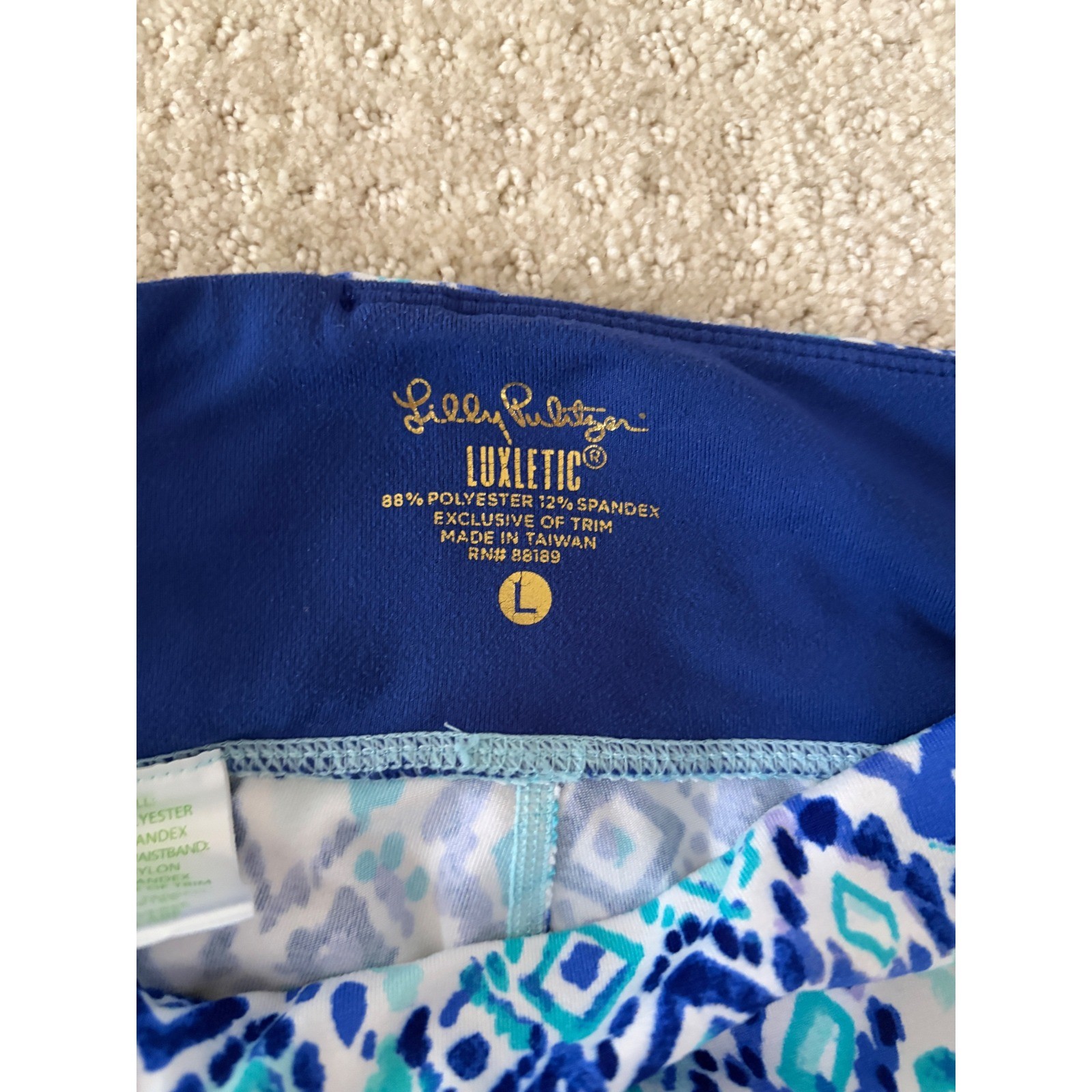 Lilly Pulitzer Luxletic Cropped Leggings Pink Blue Ikat Floral Print Size Large