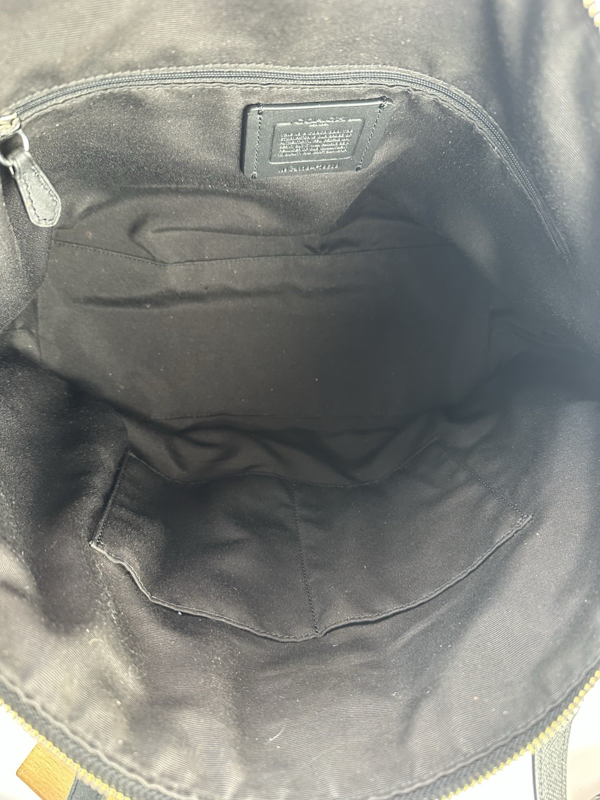 Coach Gallery Tote (F79608) Black Cross Grain Leather Bag – EUC!