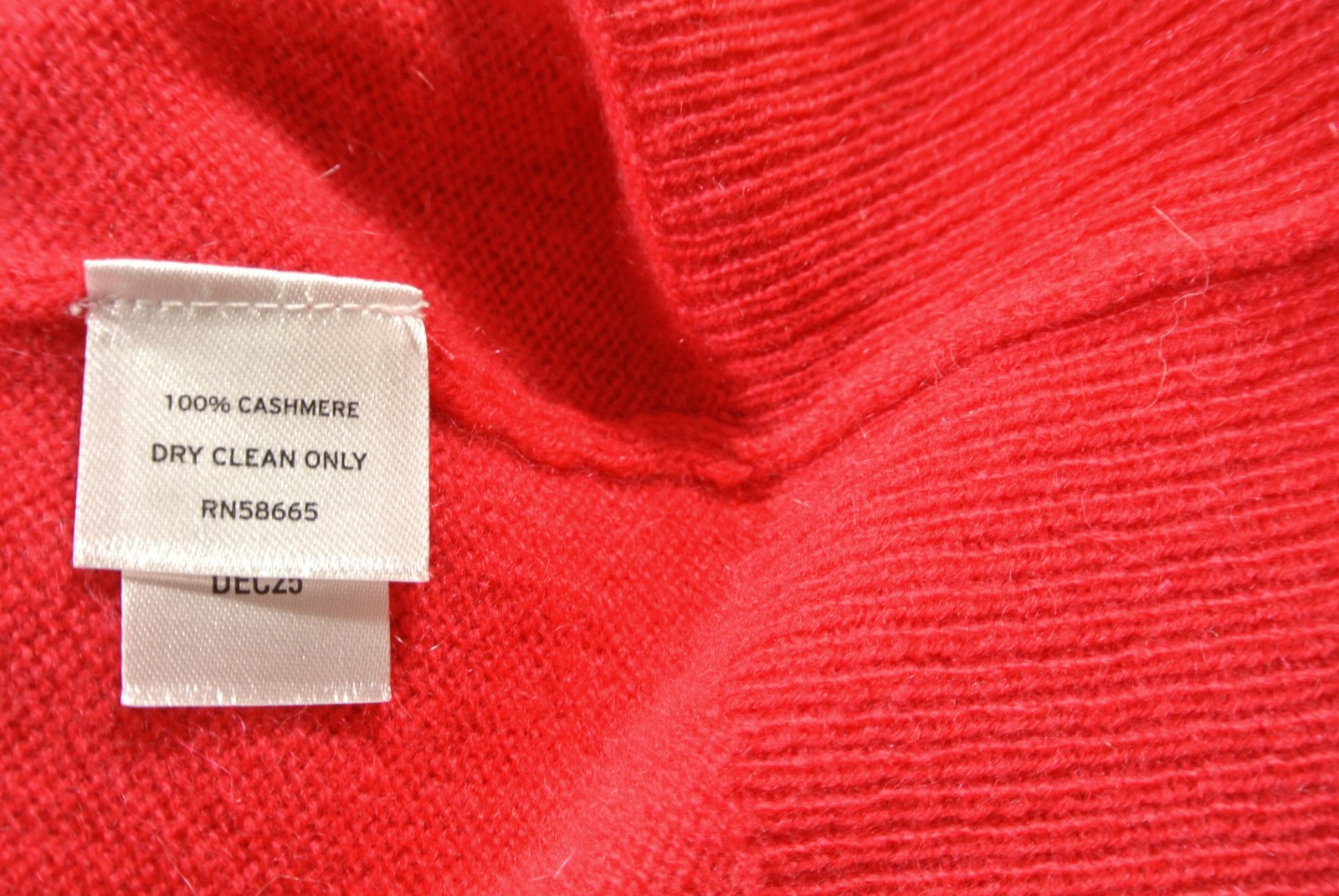 NEW, Nordstrom Cashmere Crewneck Cardigan in Red Sz S #S7570