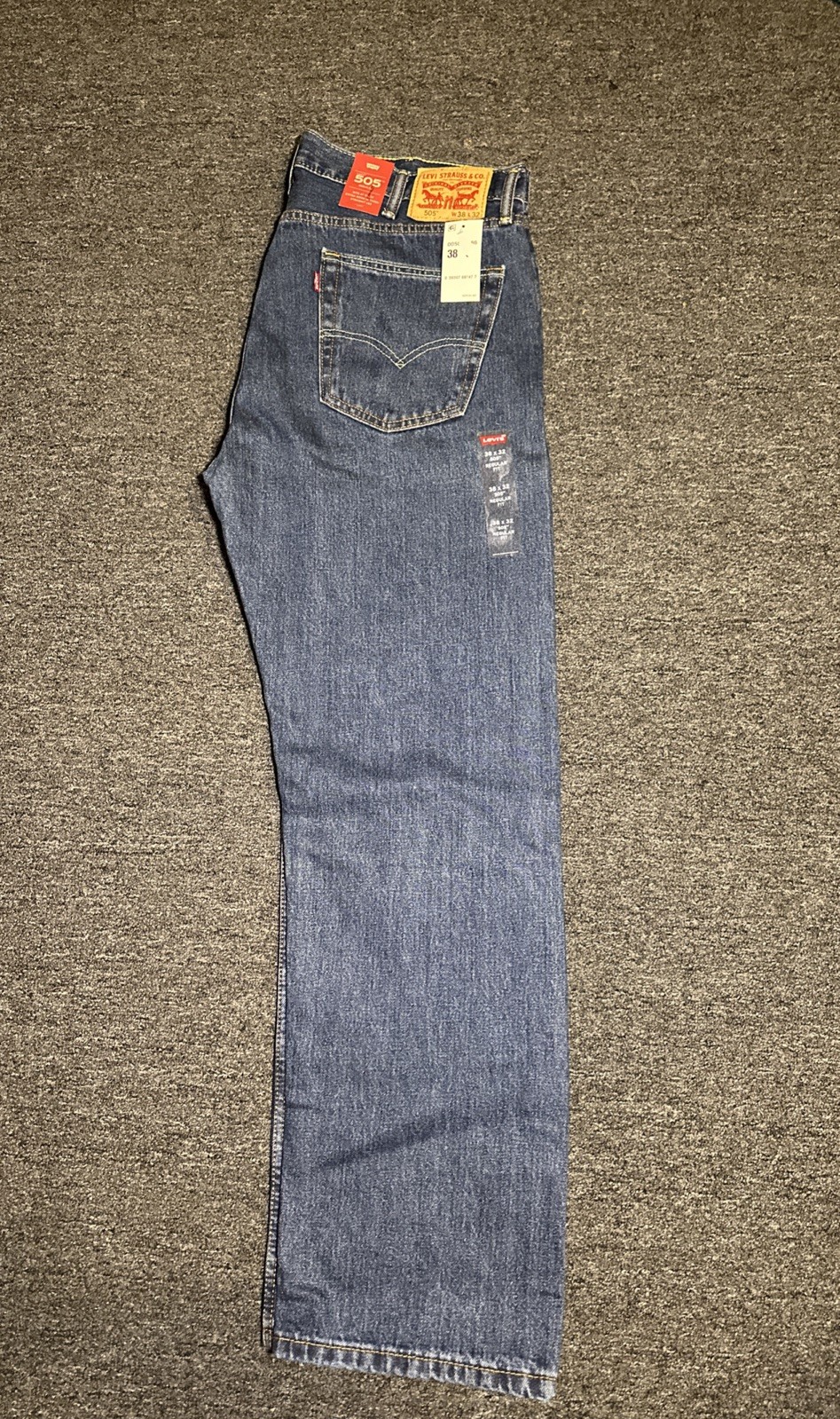 Levi’s Men’s 505 Regular Fit Jeans Size 38 X 32 Blue Color NWT