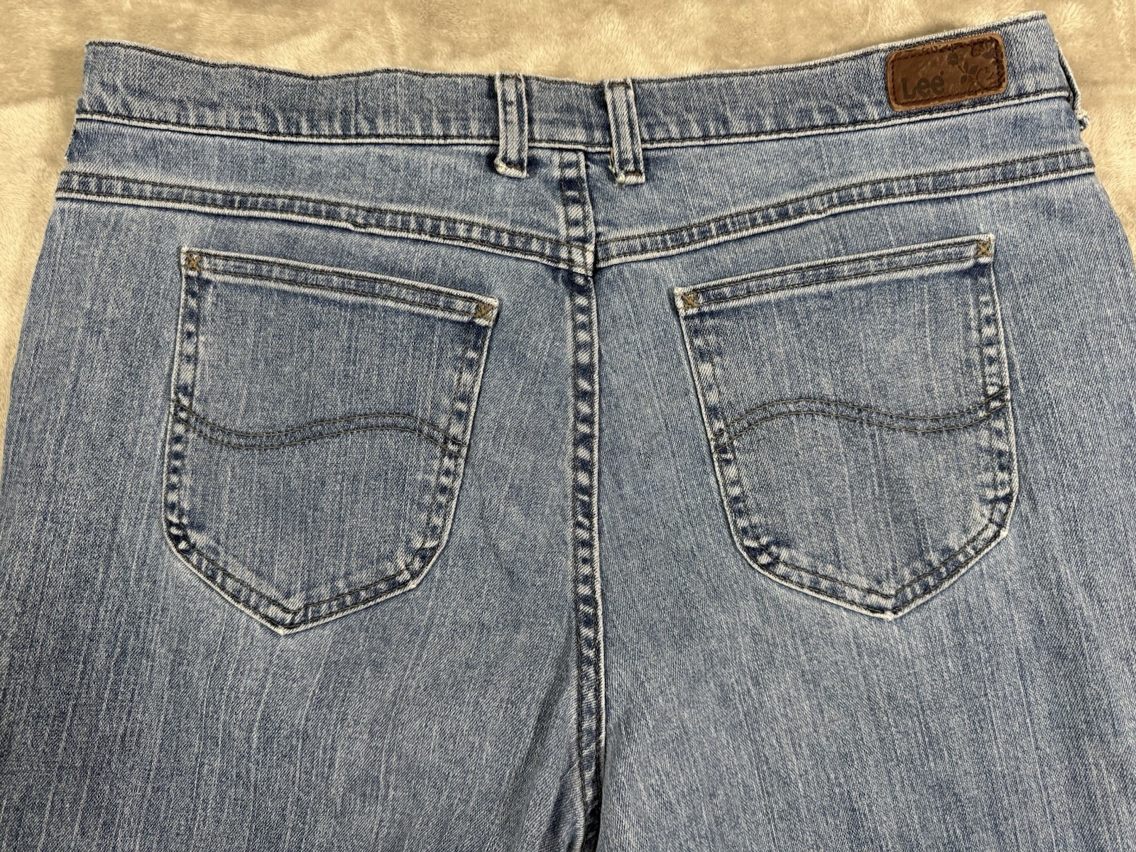 Lee Womens Jeans 16 Short Relaxed Straight Leg High Rise Stretch Light Wash